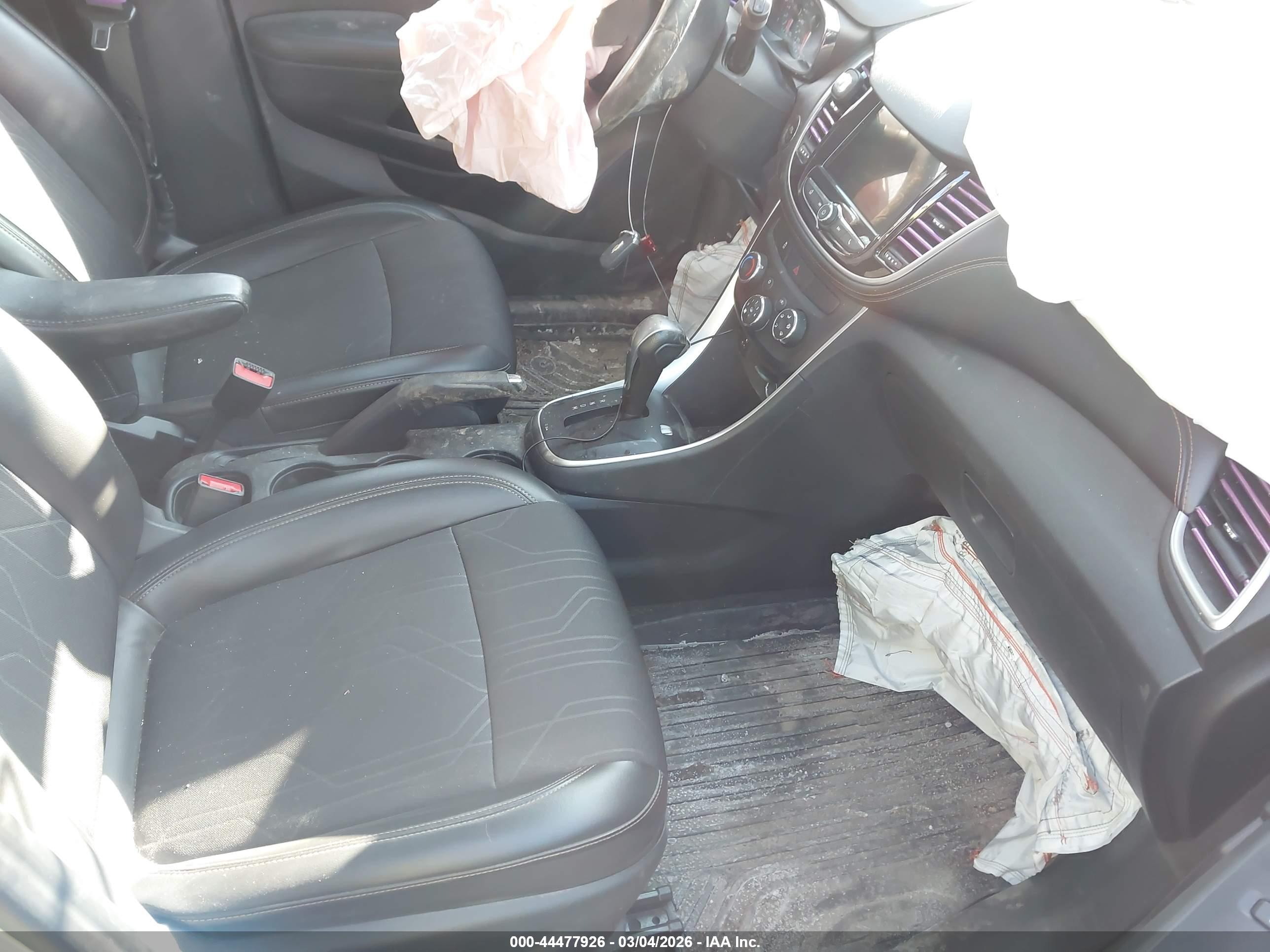 CHEVROLET TRAX image 5