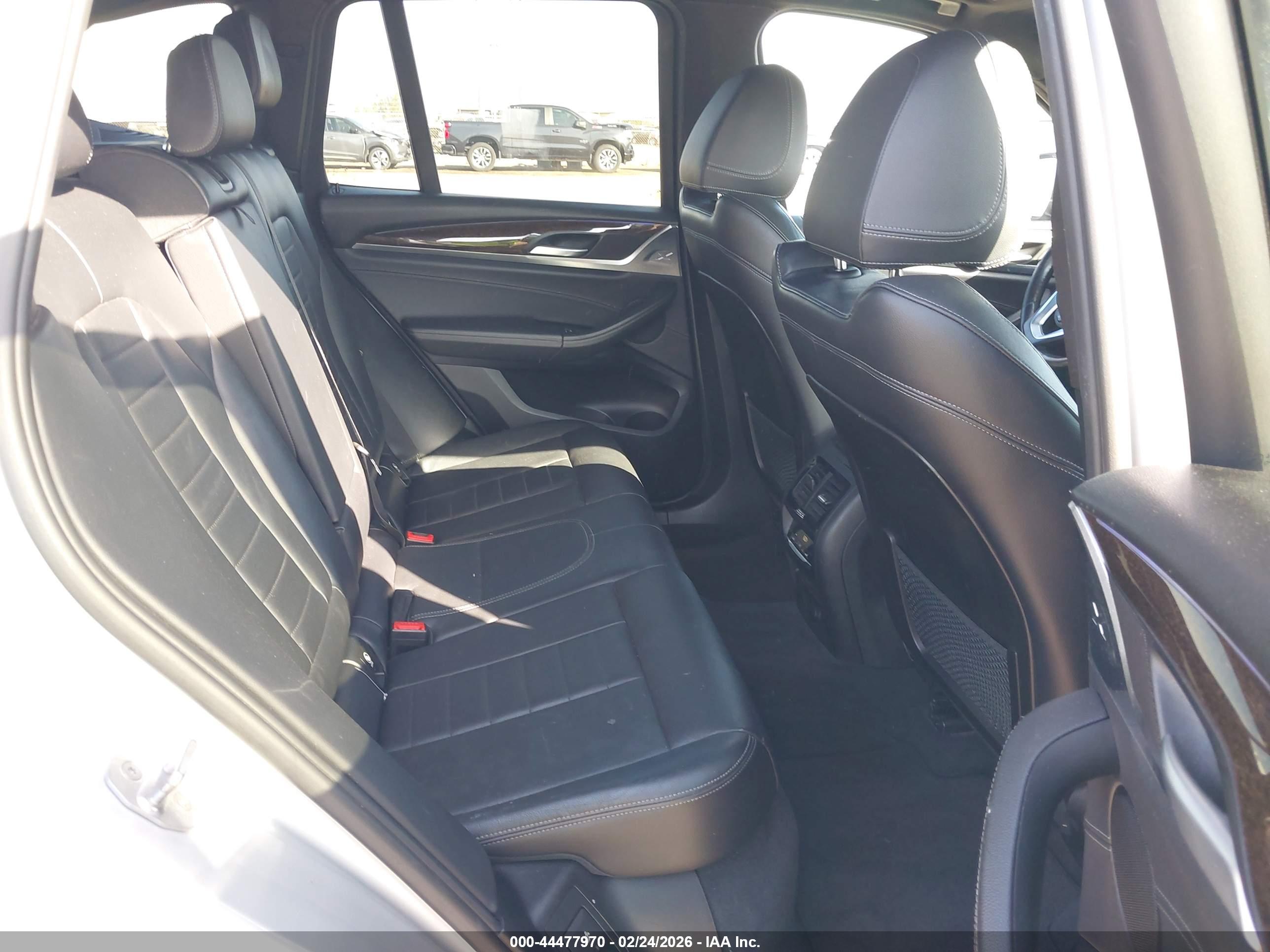 BMW X3 image 8