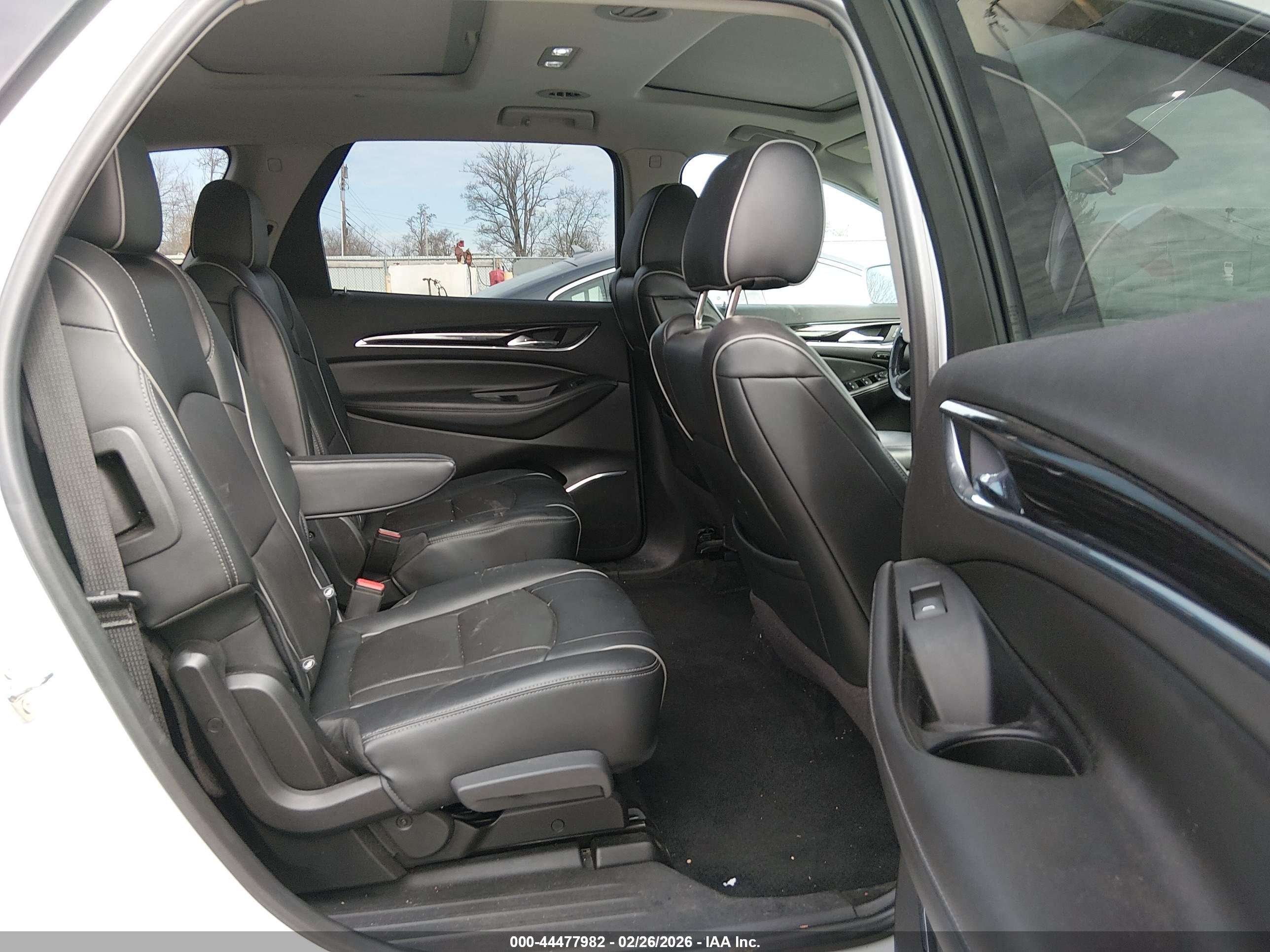 BUICK ENCLAVE image 8
