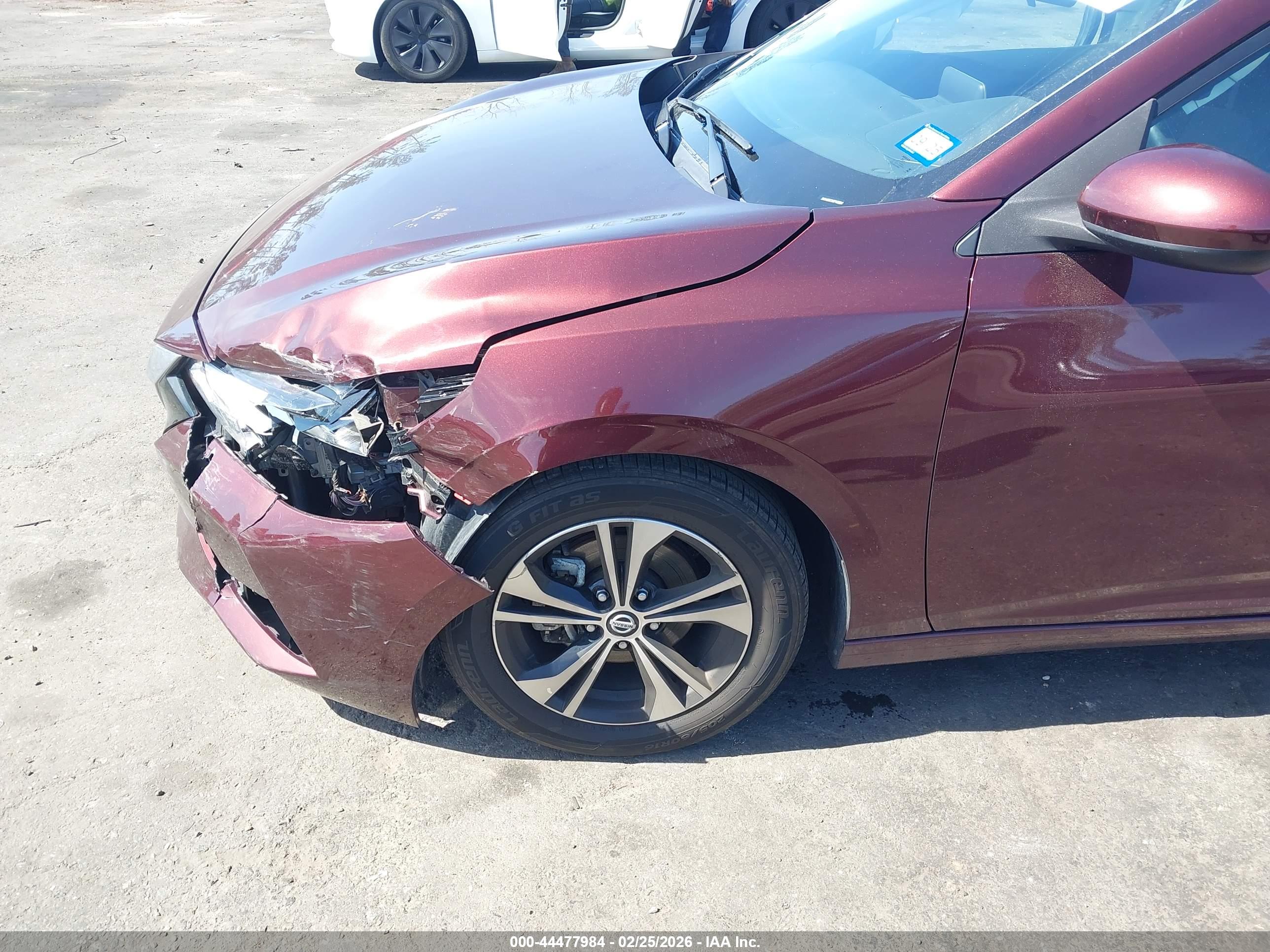 NISSAN SENTRA image 6