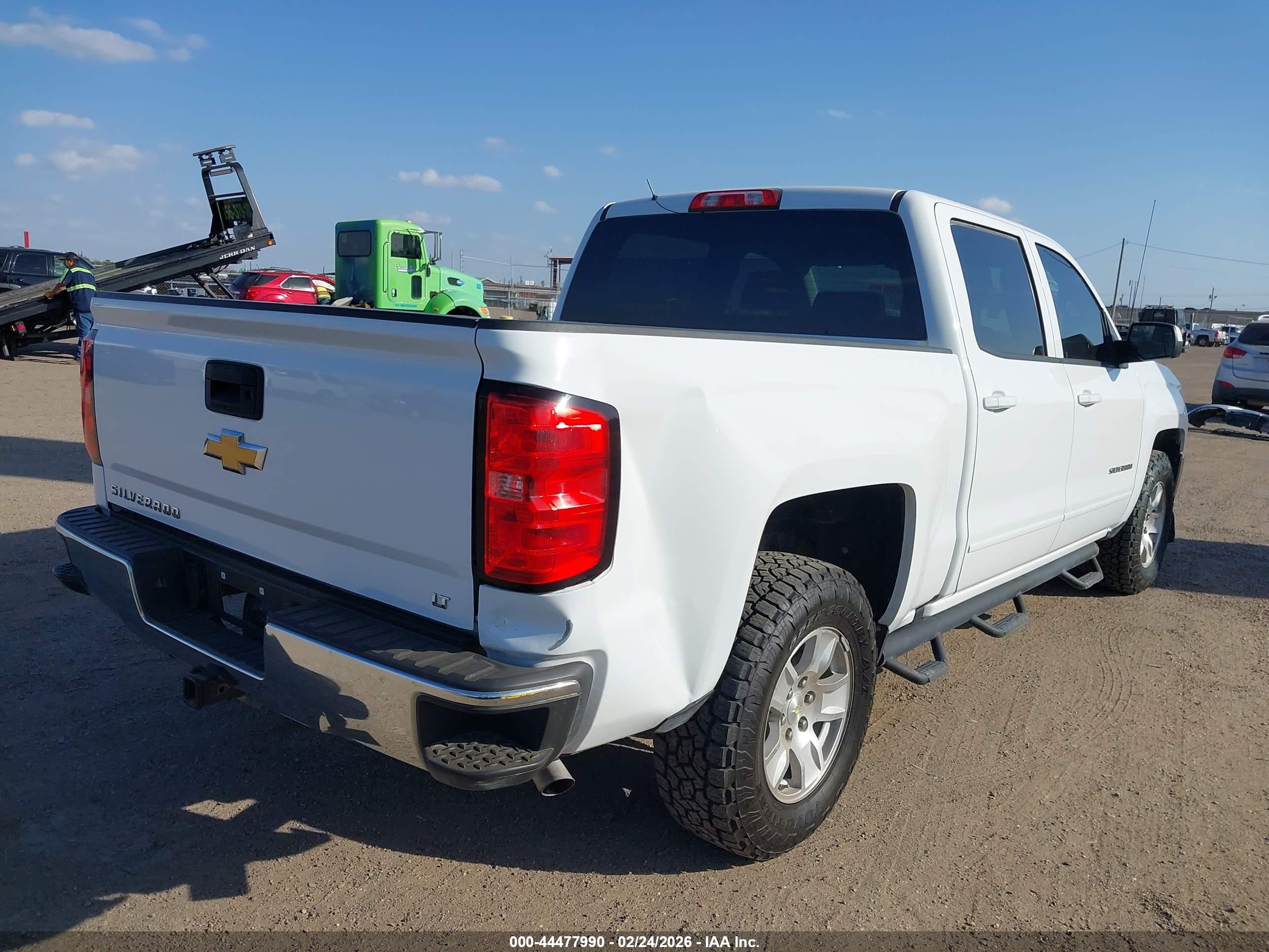 CHEVROLET SILVERADO image 6