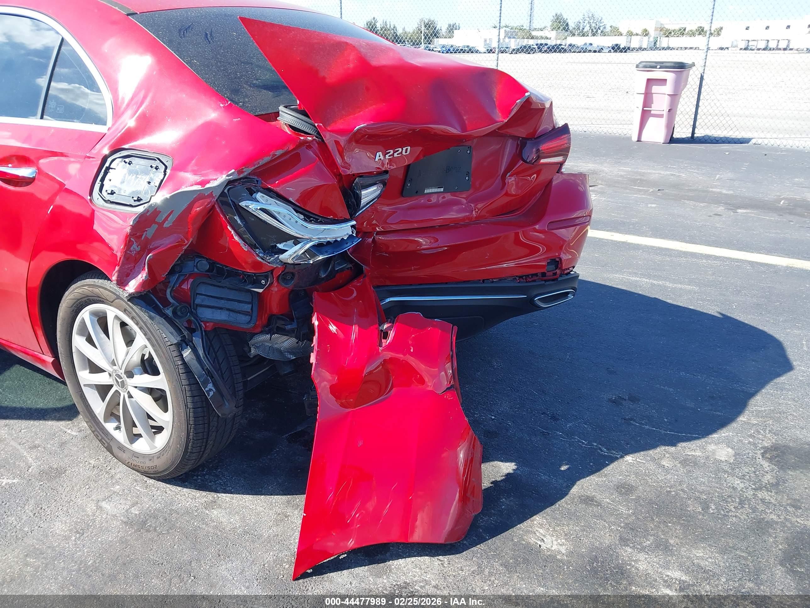 MERCEDES-BENZ A image 6
