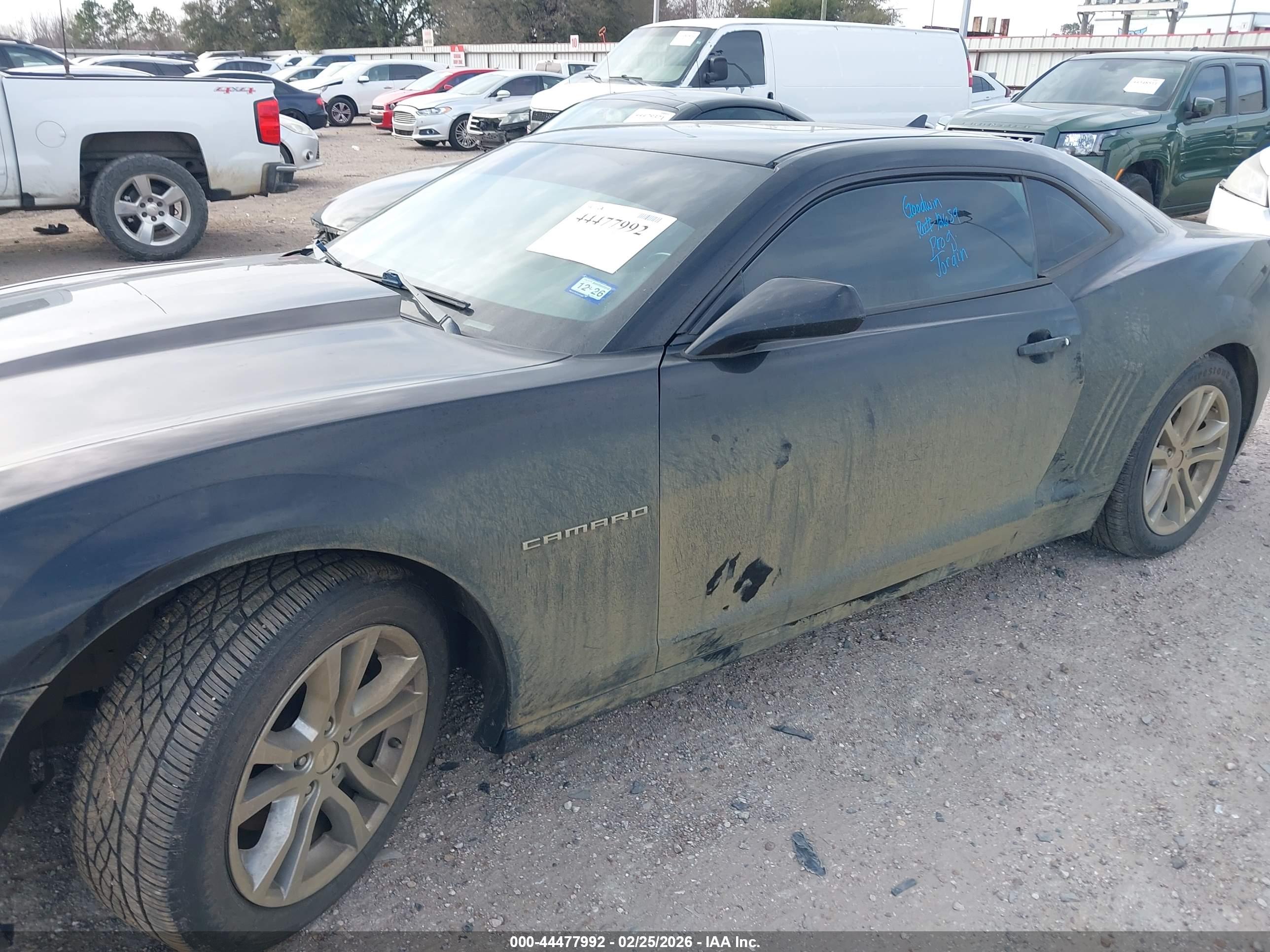 CHEVROLET CAMARO image 6