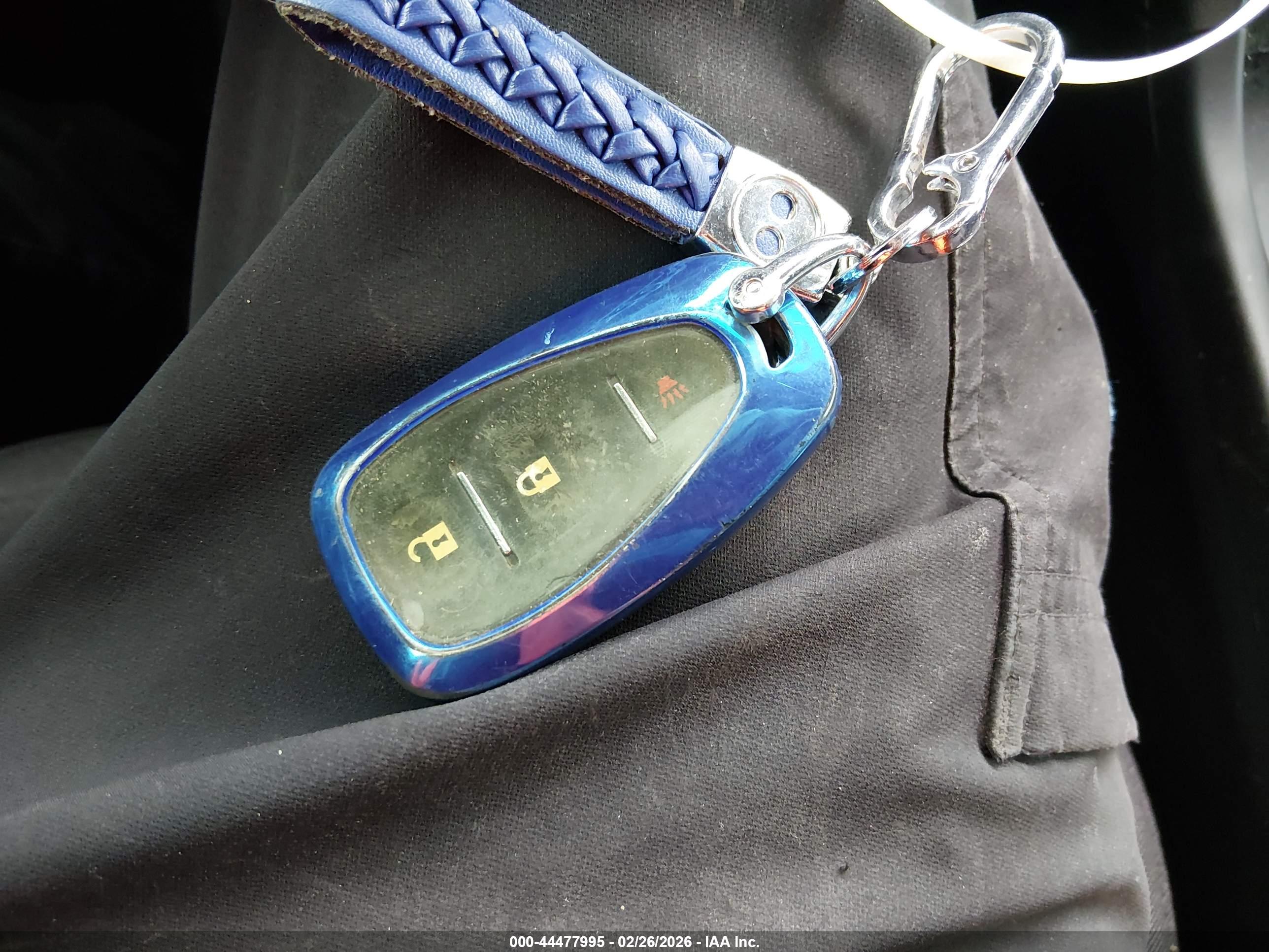 CHEVROLET EQUINOX image 11