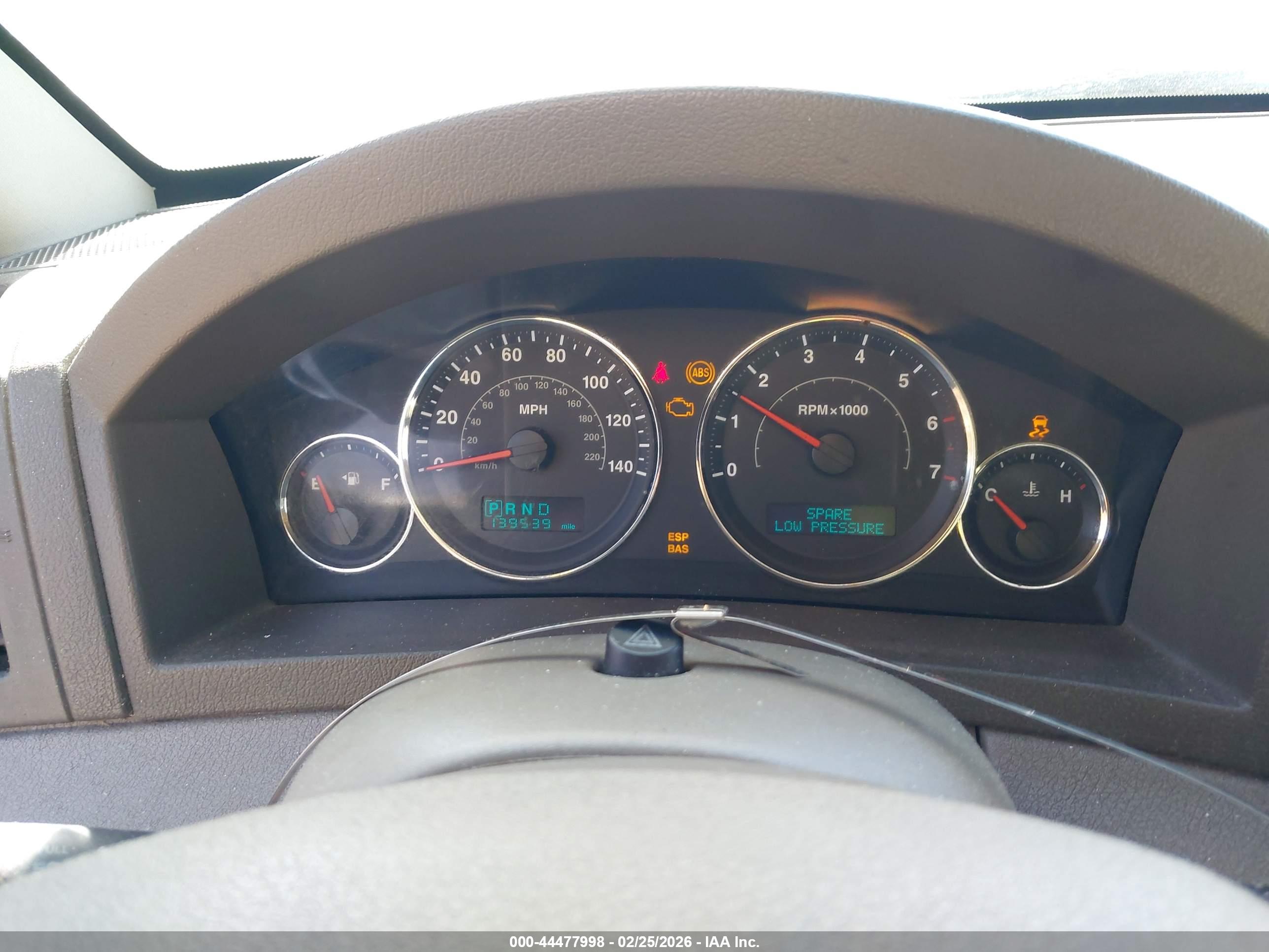 JEEP GRAND image 7