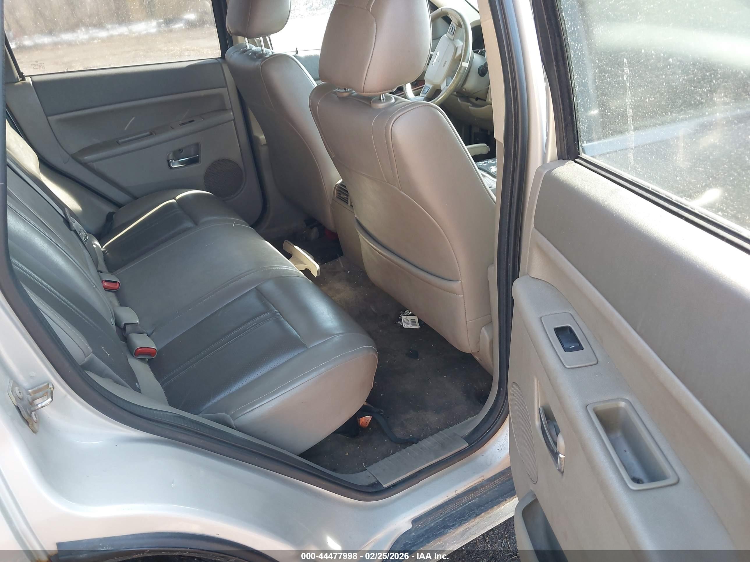 JEEP GRAND image 8