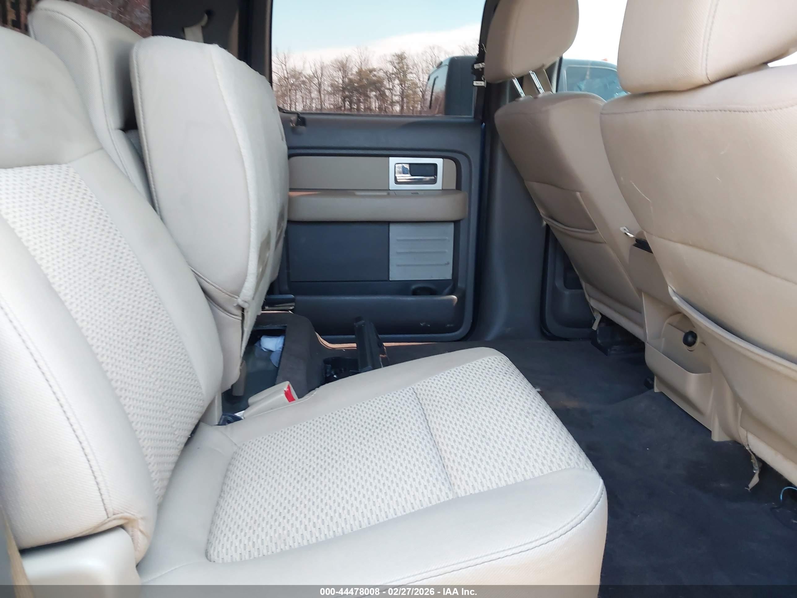FORD F-150 image 8