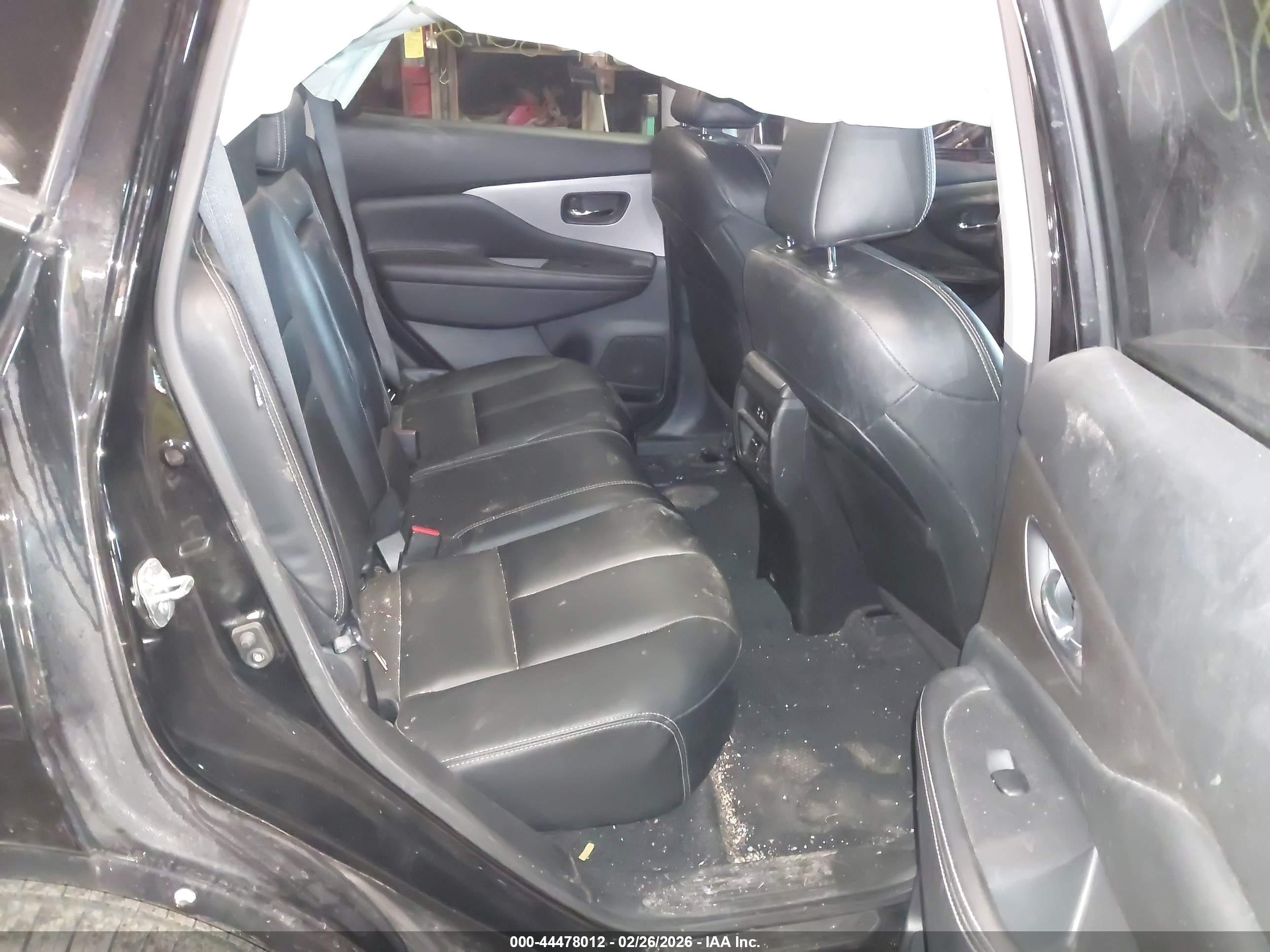 NISSAN MURANO image 8