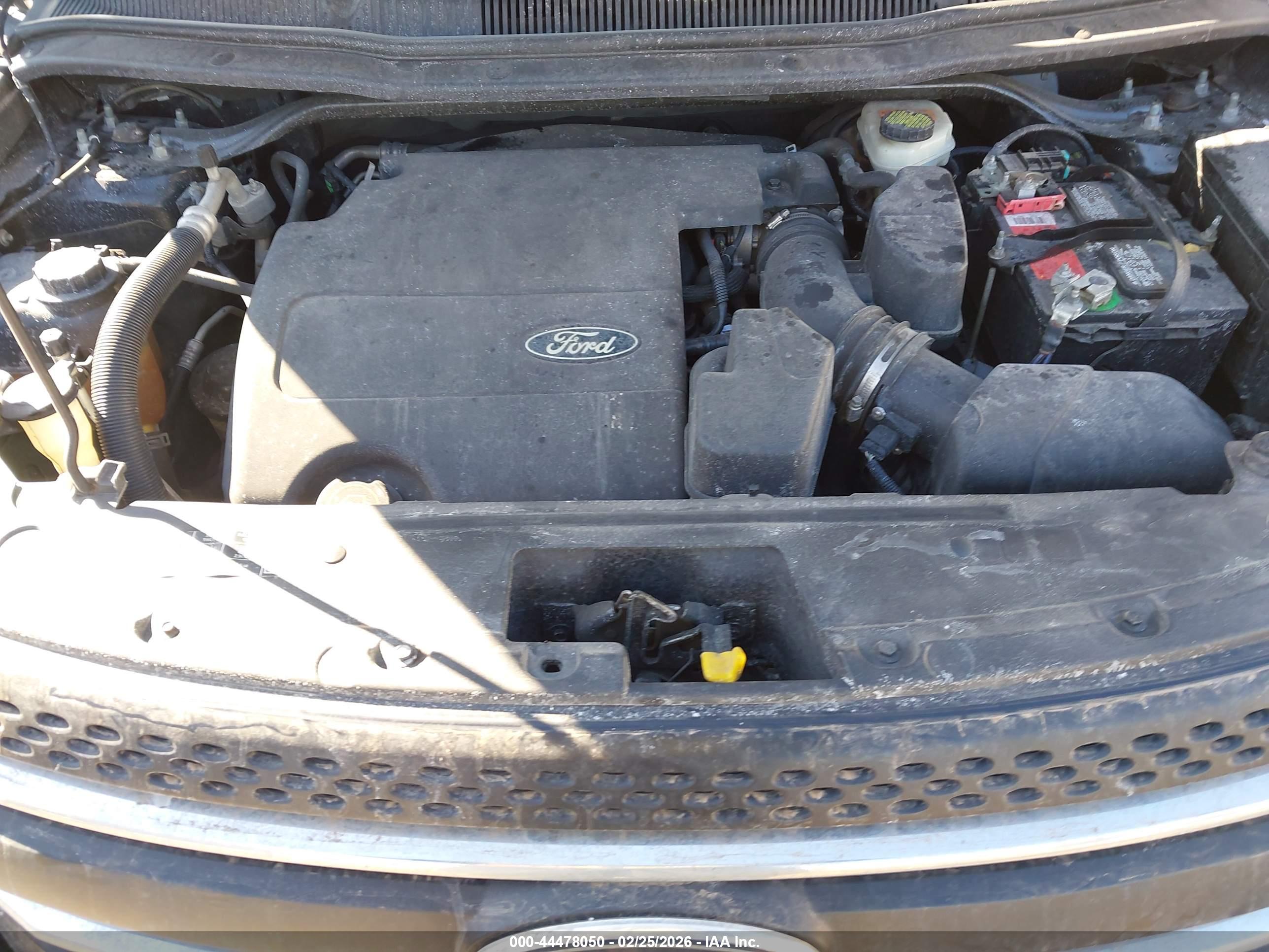 FORD EXPLORER image 10