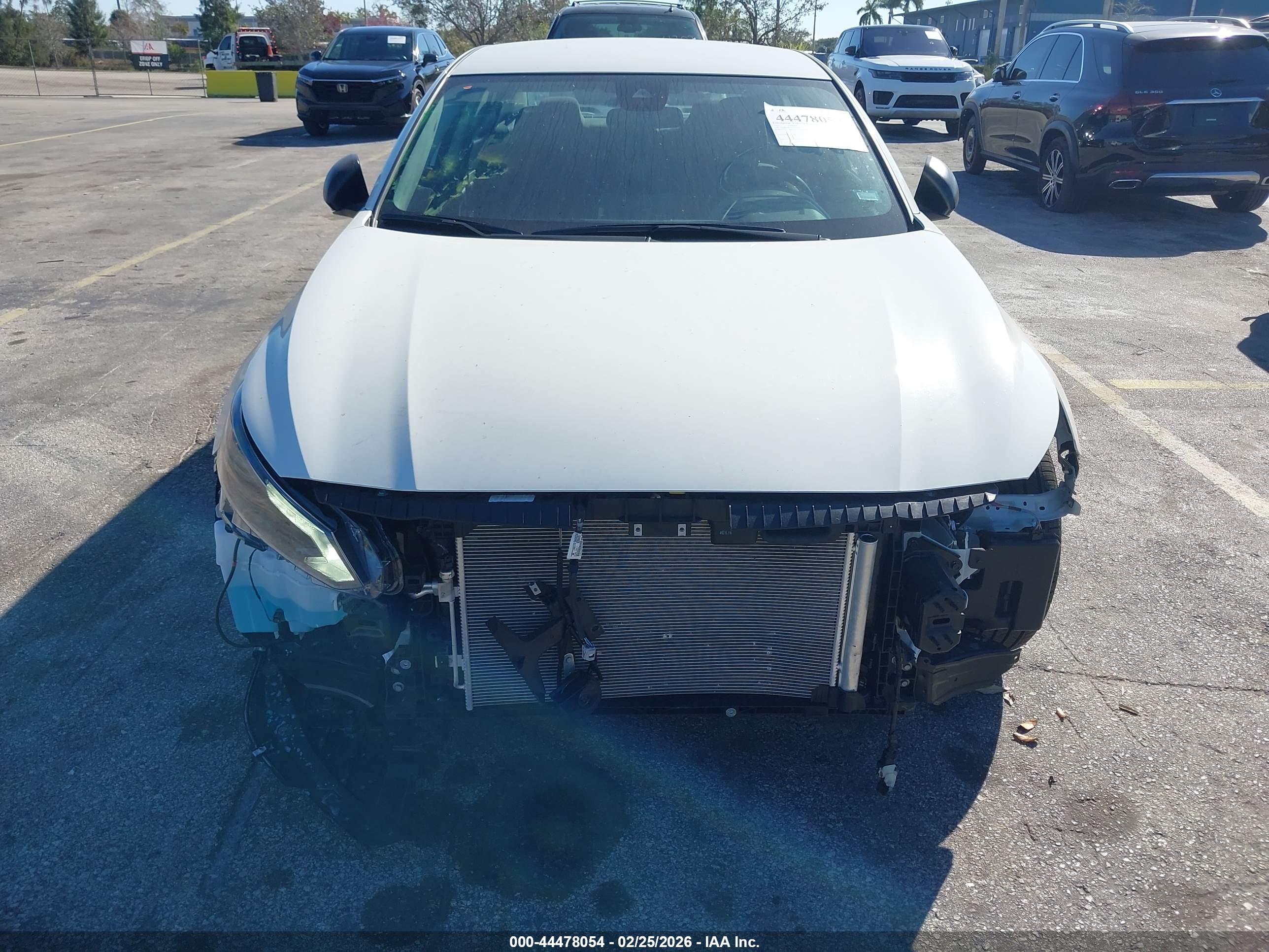 NISSAN ALTIMA image 6