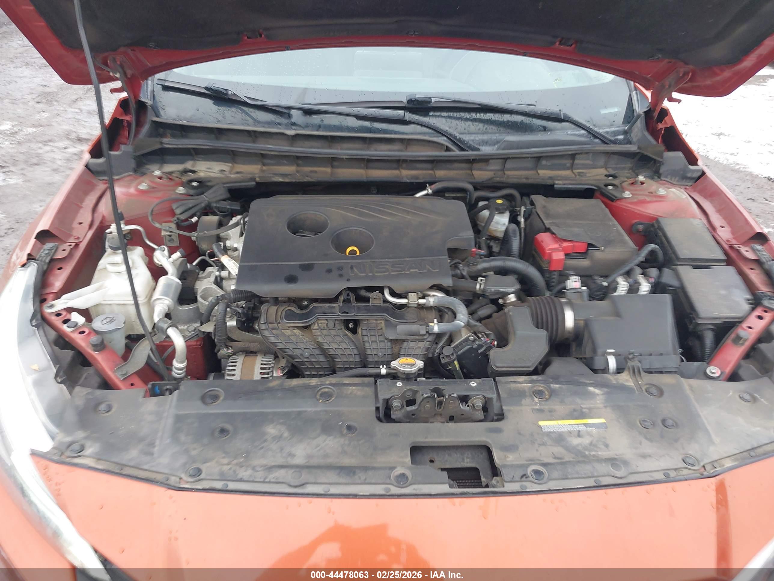 NISSAN ALTIMA image 10