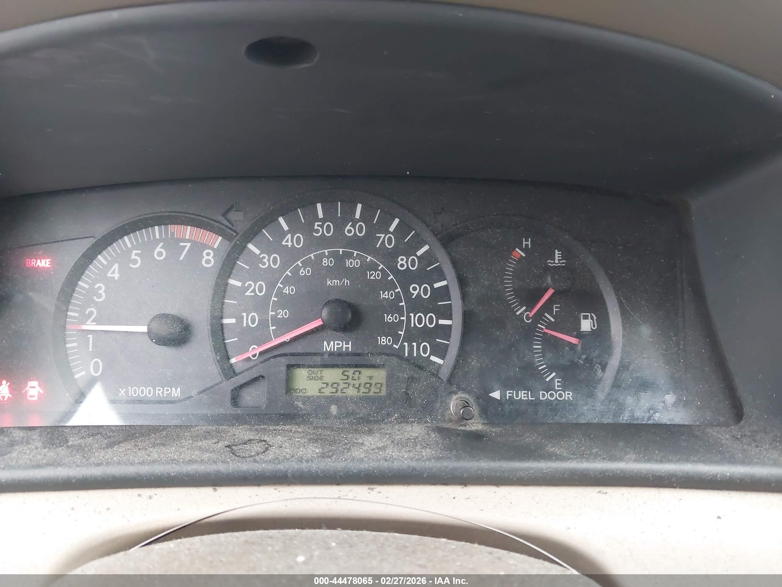 TOYOTA COROLLA image 7