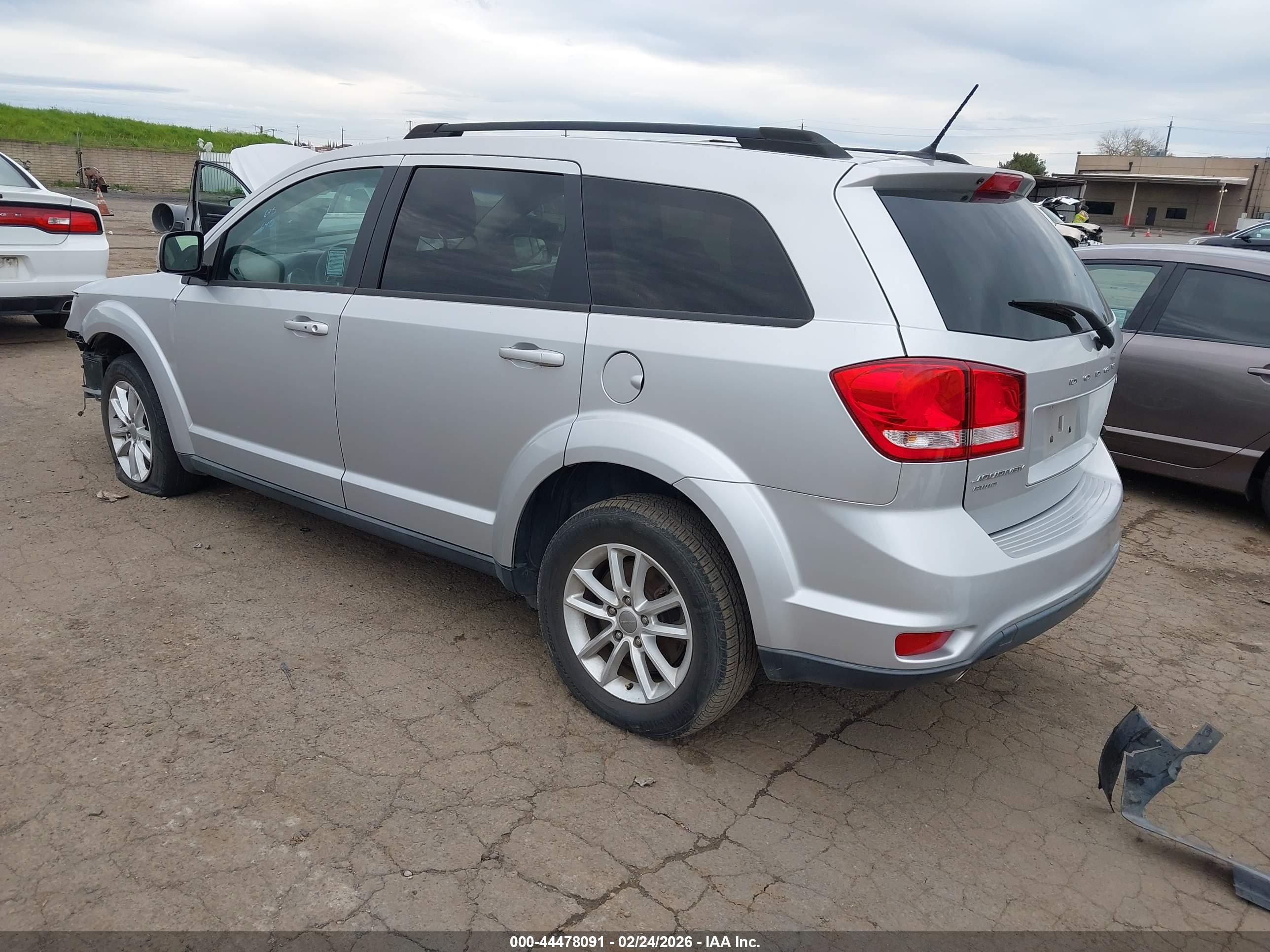 DODGE JOURNEY image 3