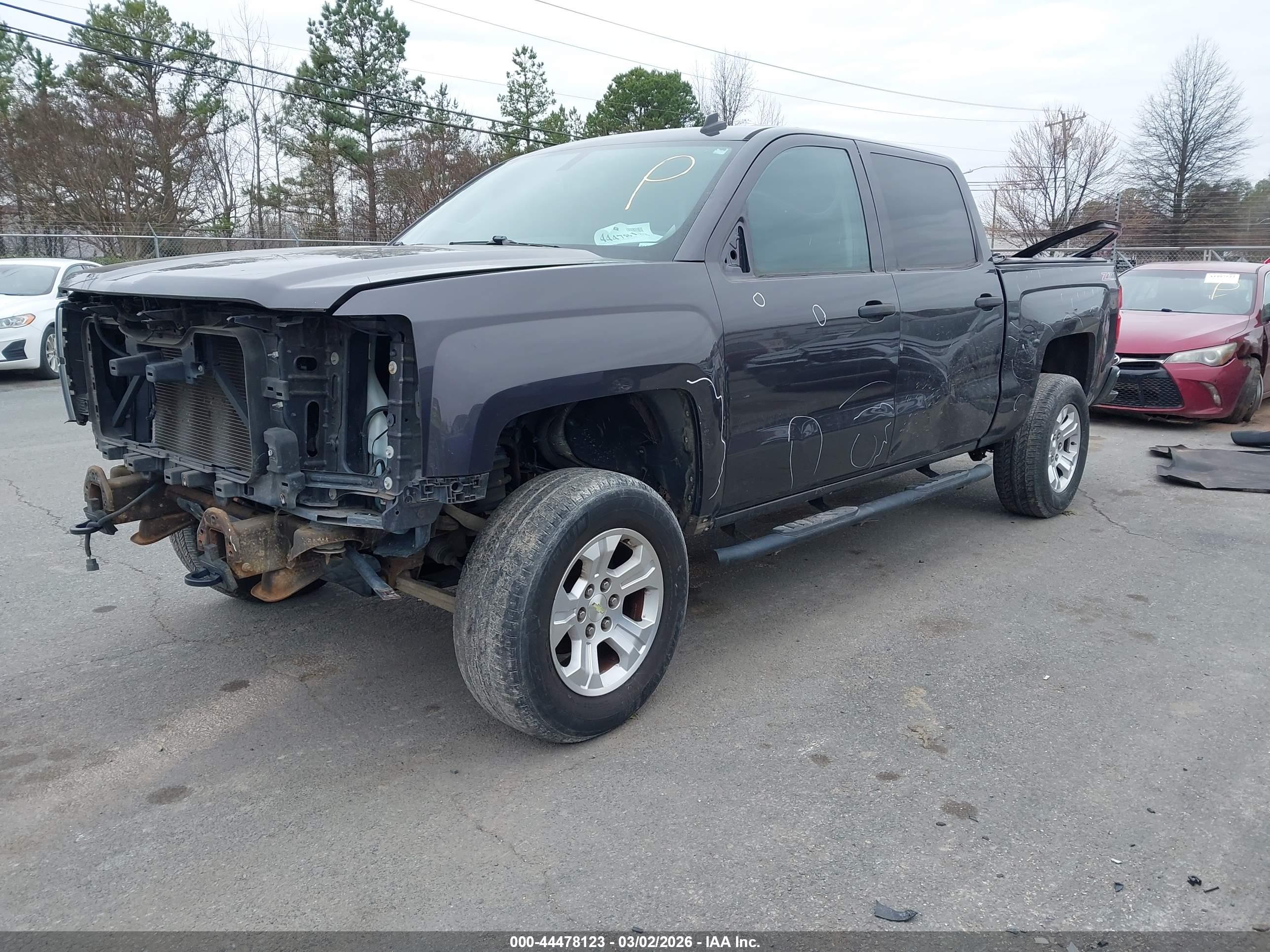 CHEVROLET SILVERADO image 2