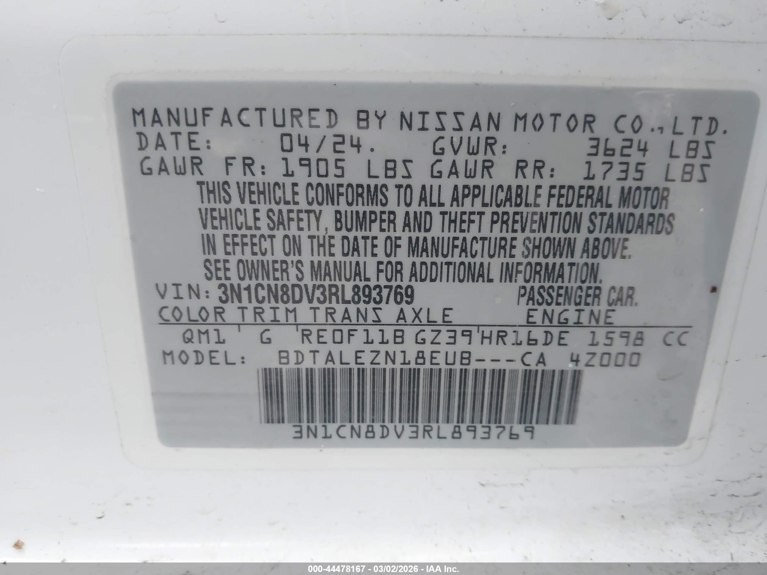 NISSAN VERSA image 9