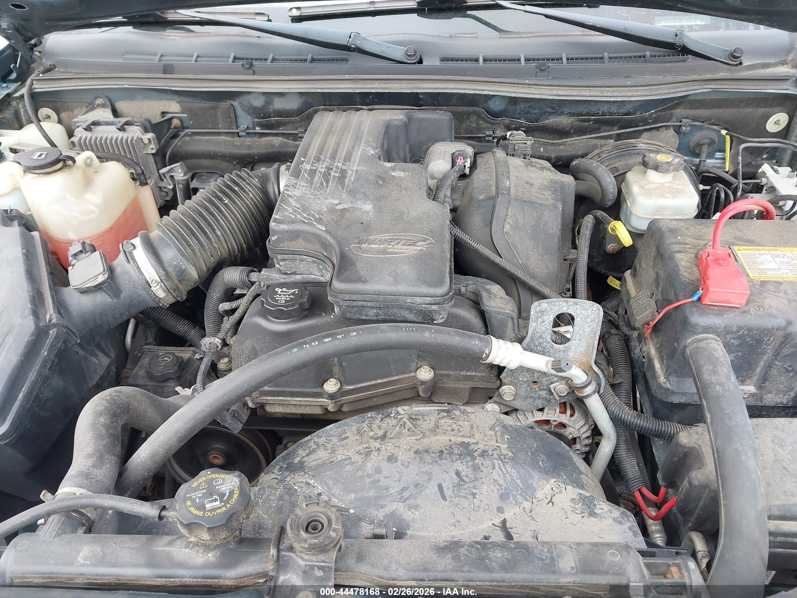 CHEVROLET COLORADO image 10