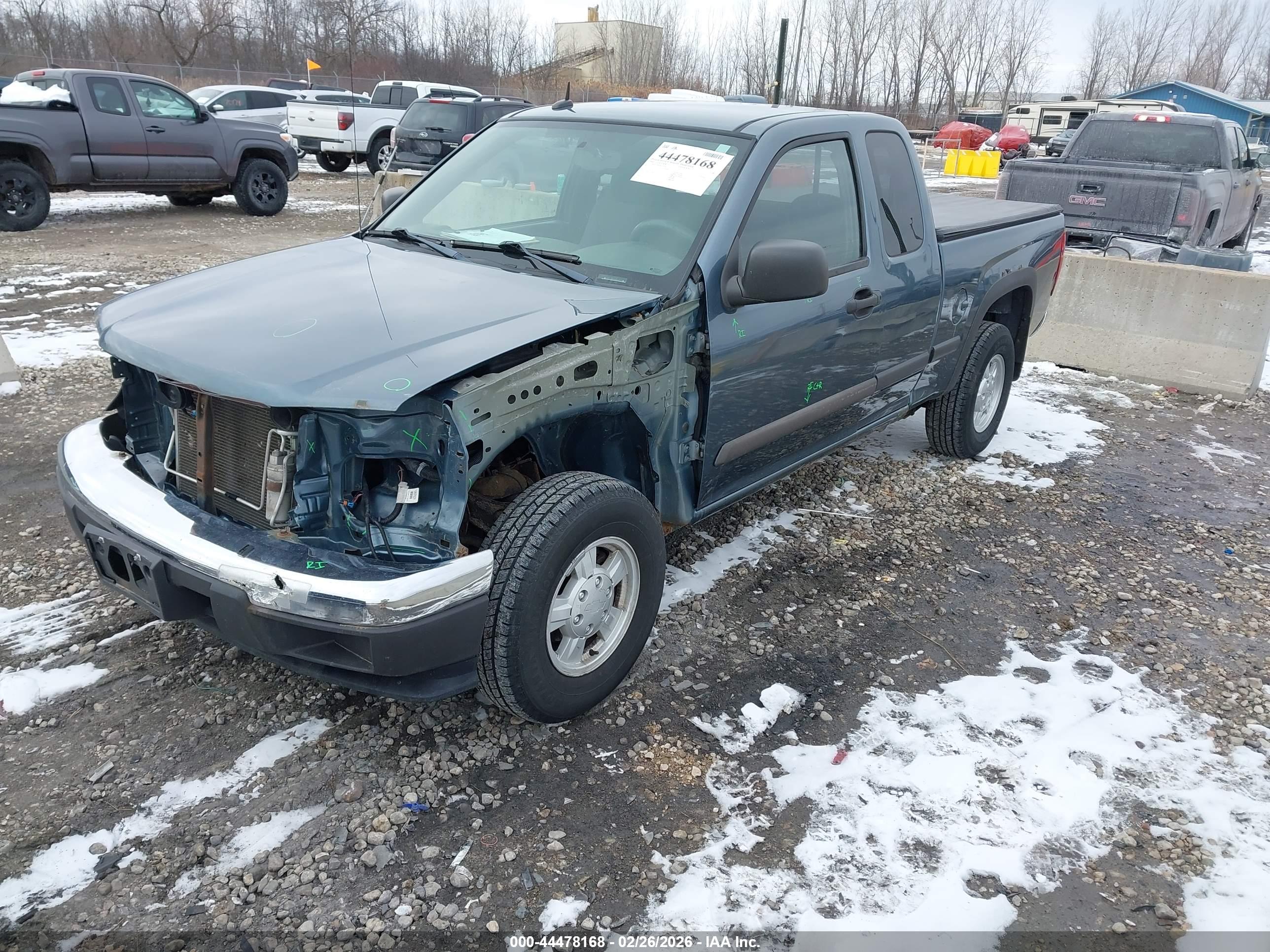 CHEVROLET COLORADO image 2
