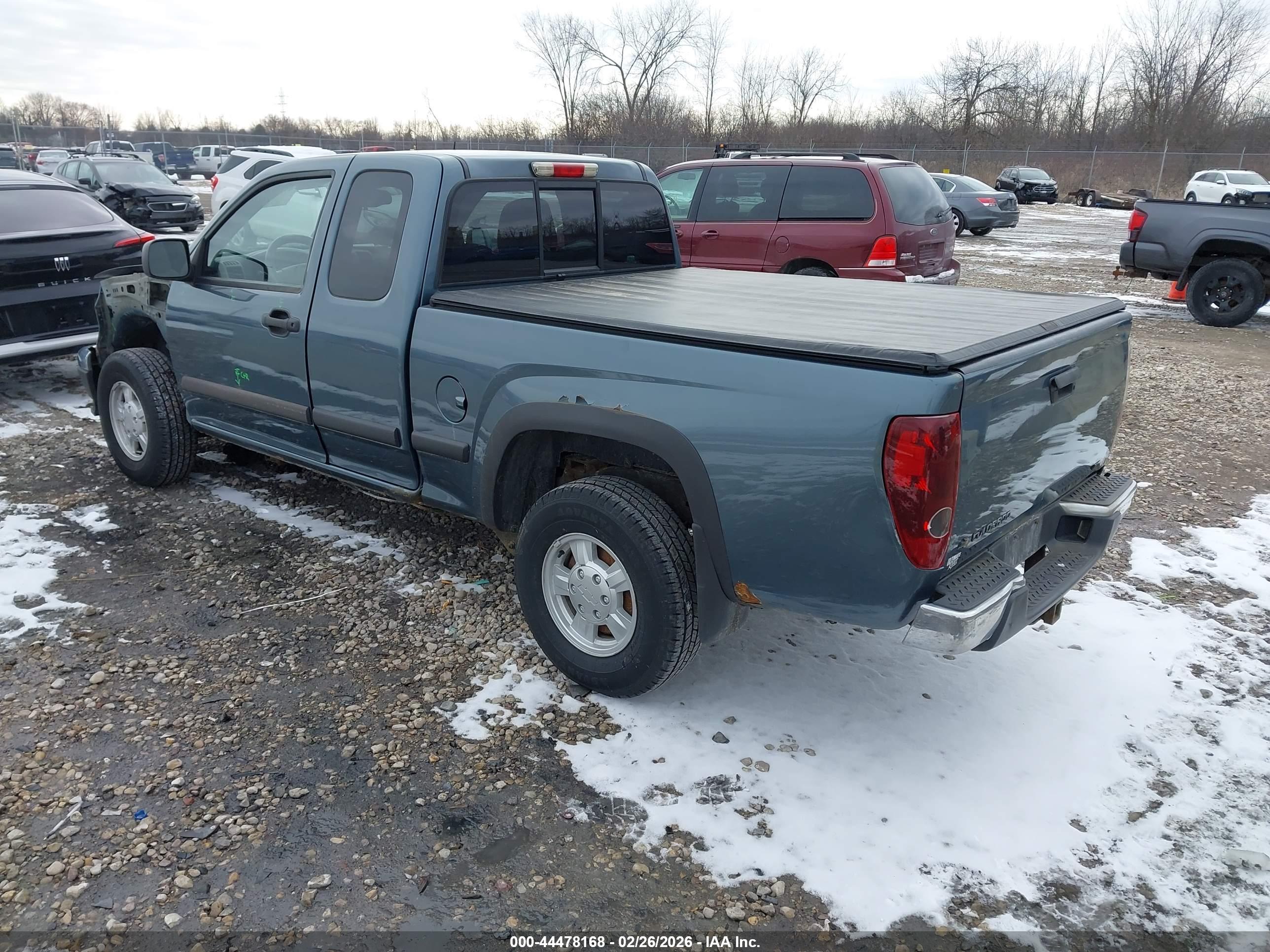 CHEVROLET COLORADO image 3