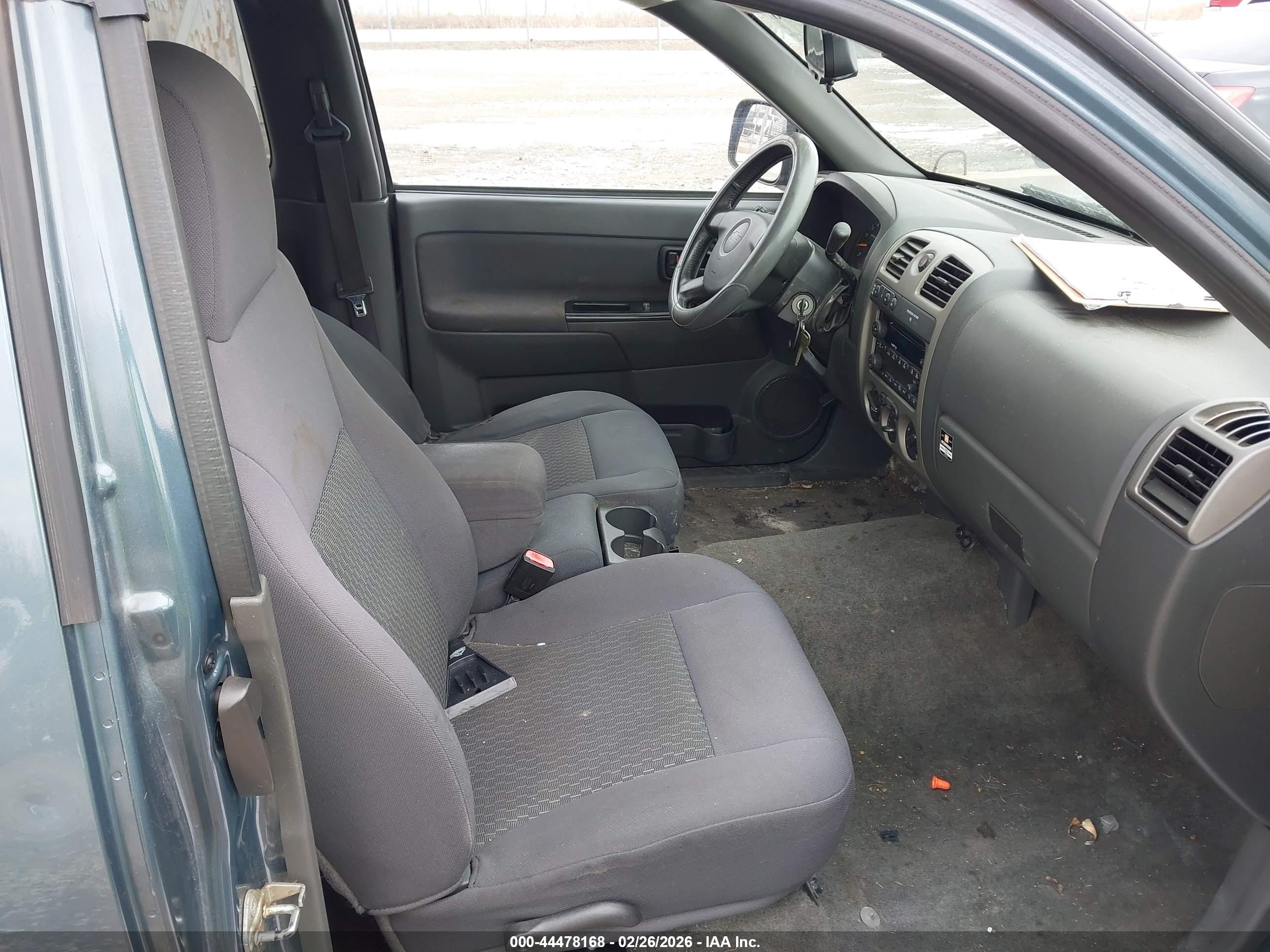 CHEVROLET COLORADO image 5