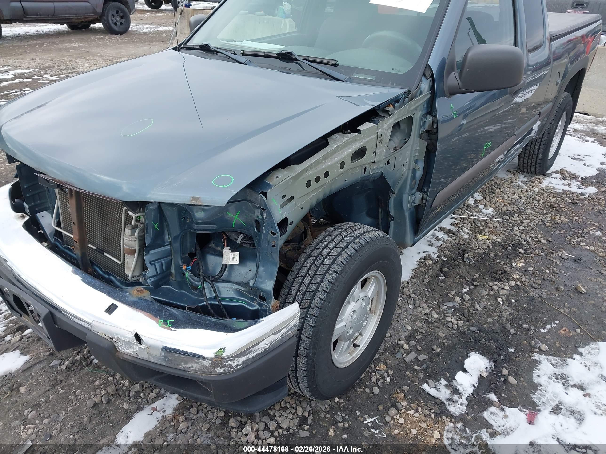CHEVROLET COLORADO image 6