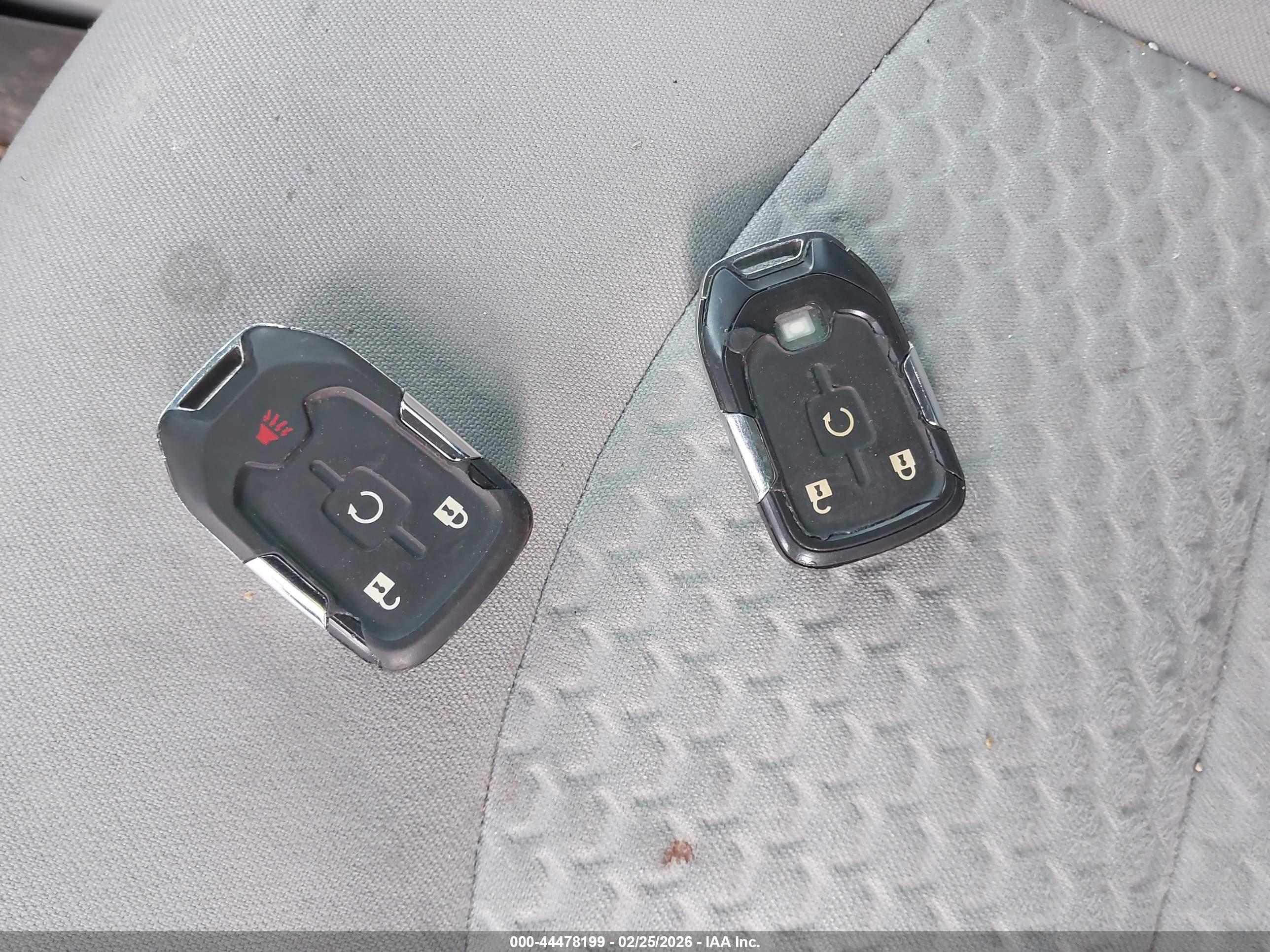 GMC TERRAIN image 11