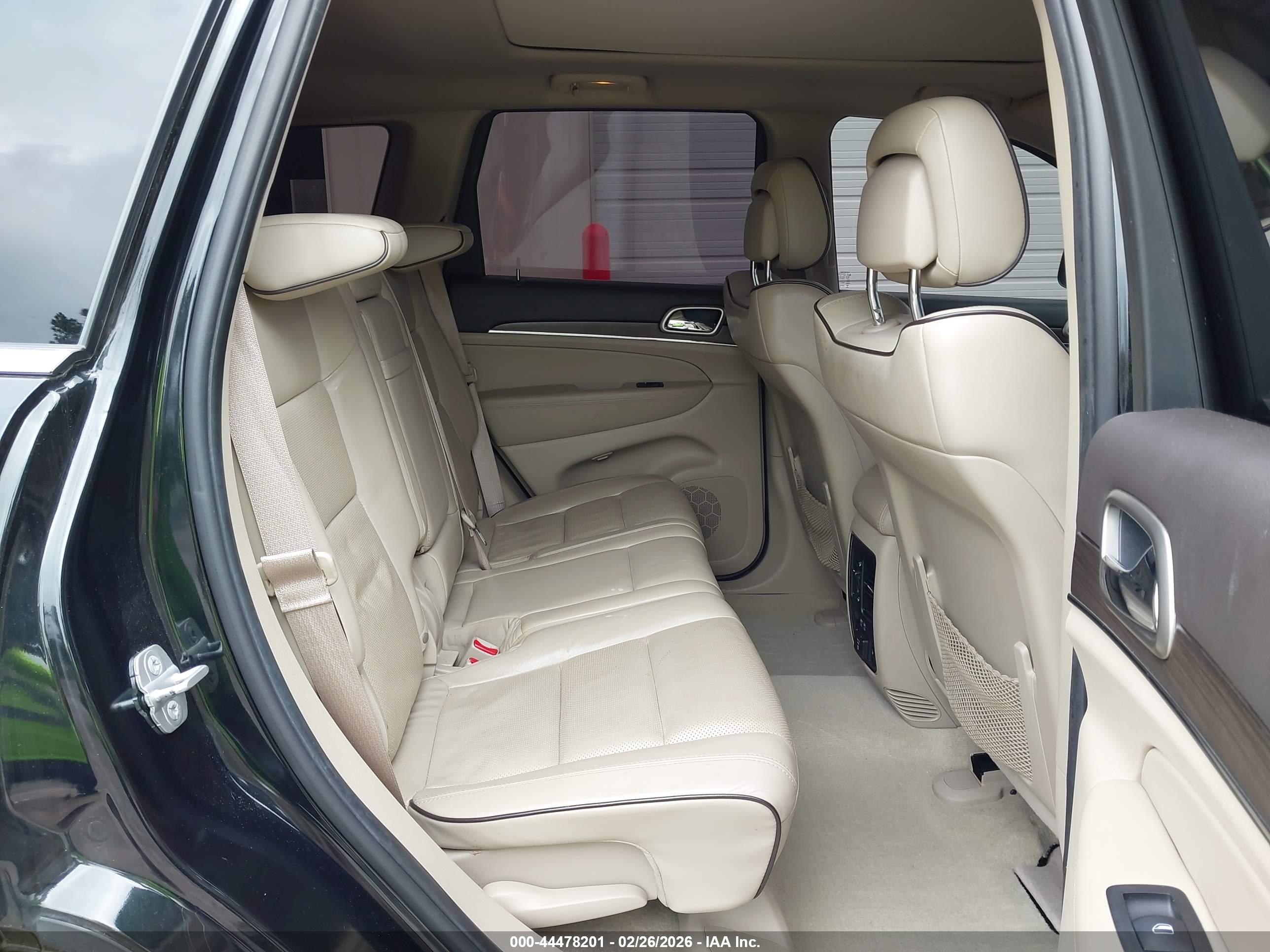JEEP GRAND image 8