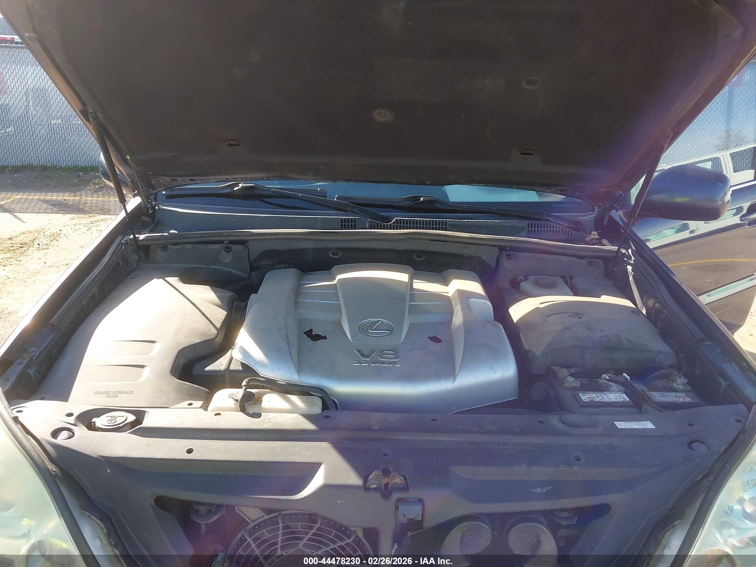 LEXUS GX image 10
