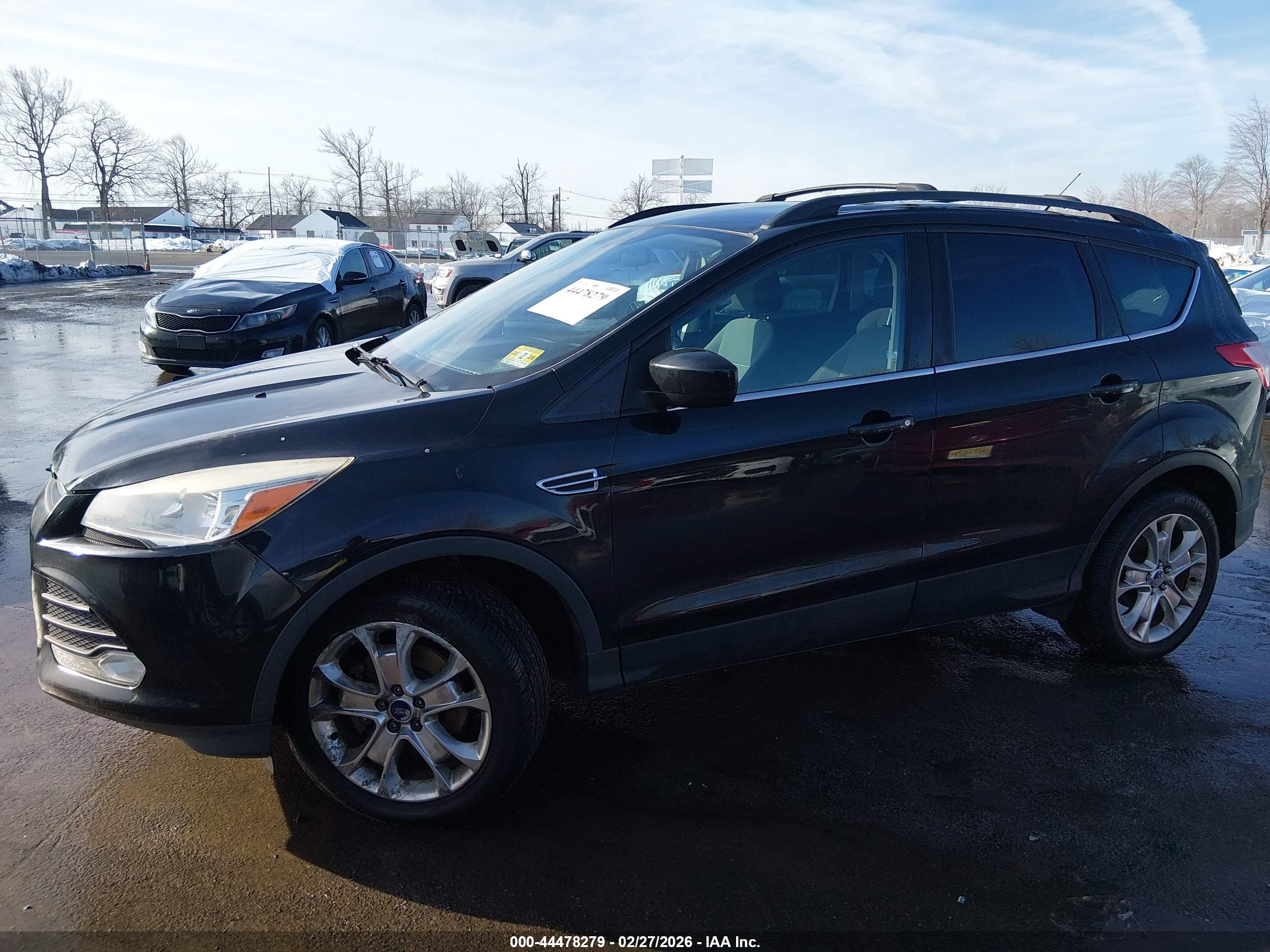 FORD ESCAPE image 6