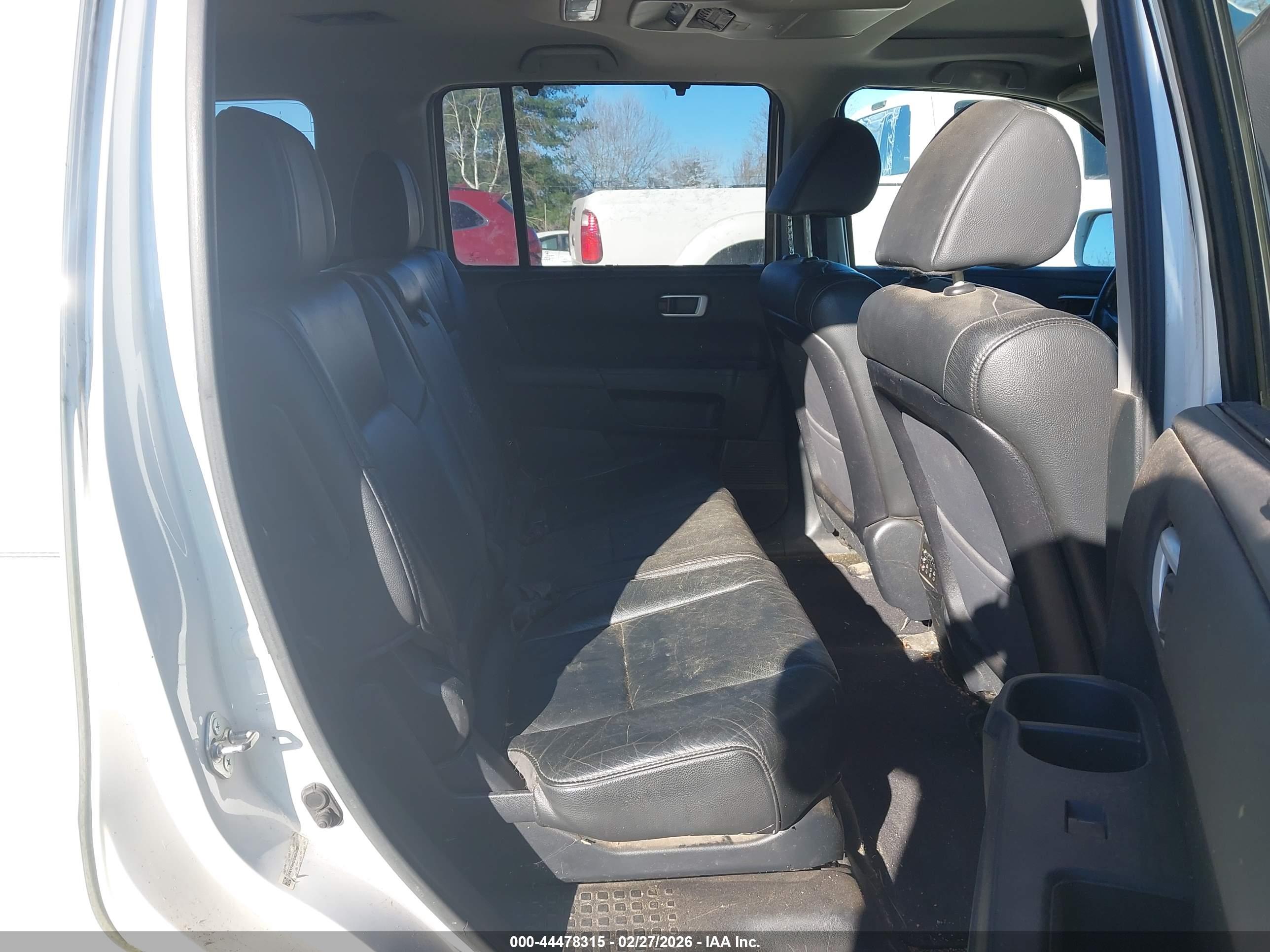 HONDA PILOT image 8