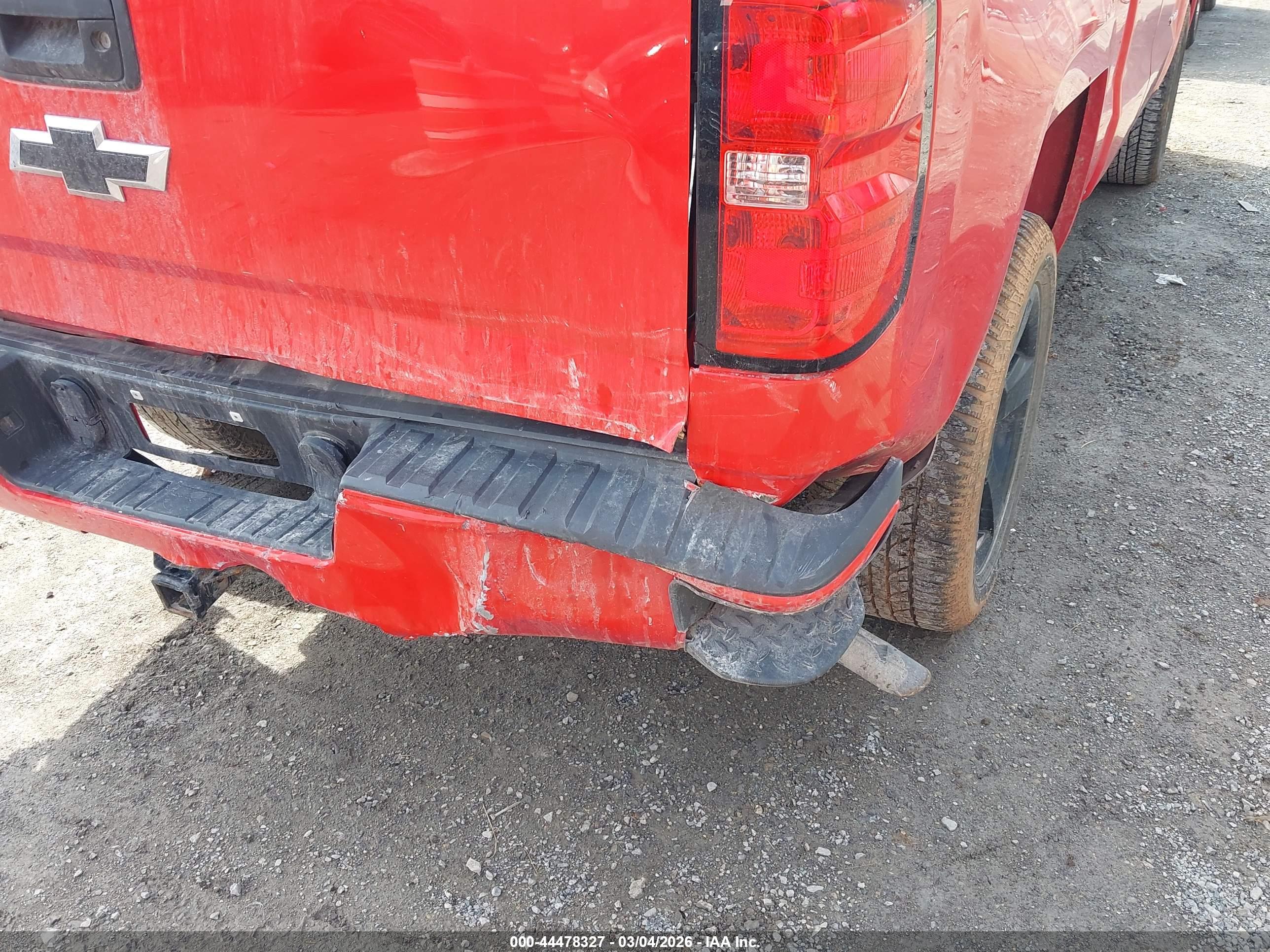 CHEVROLET SILVERADO image 6