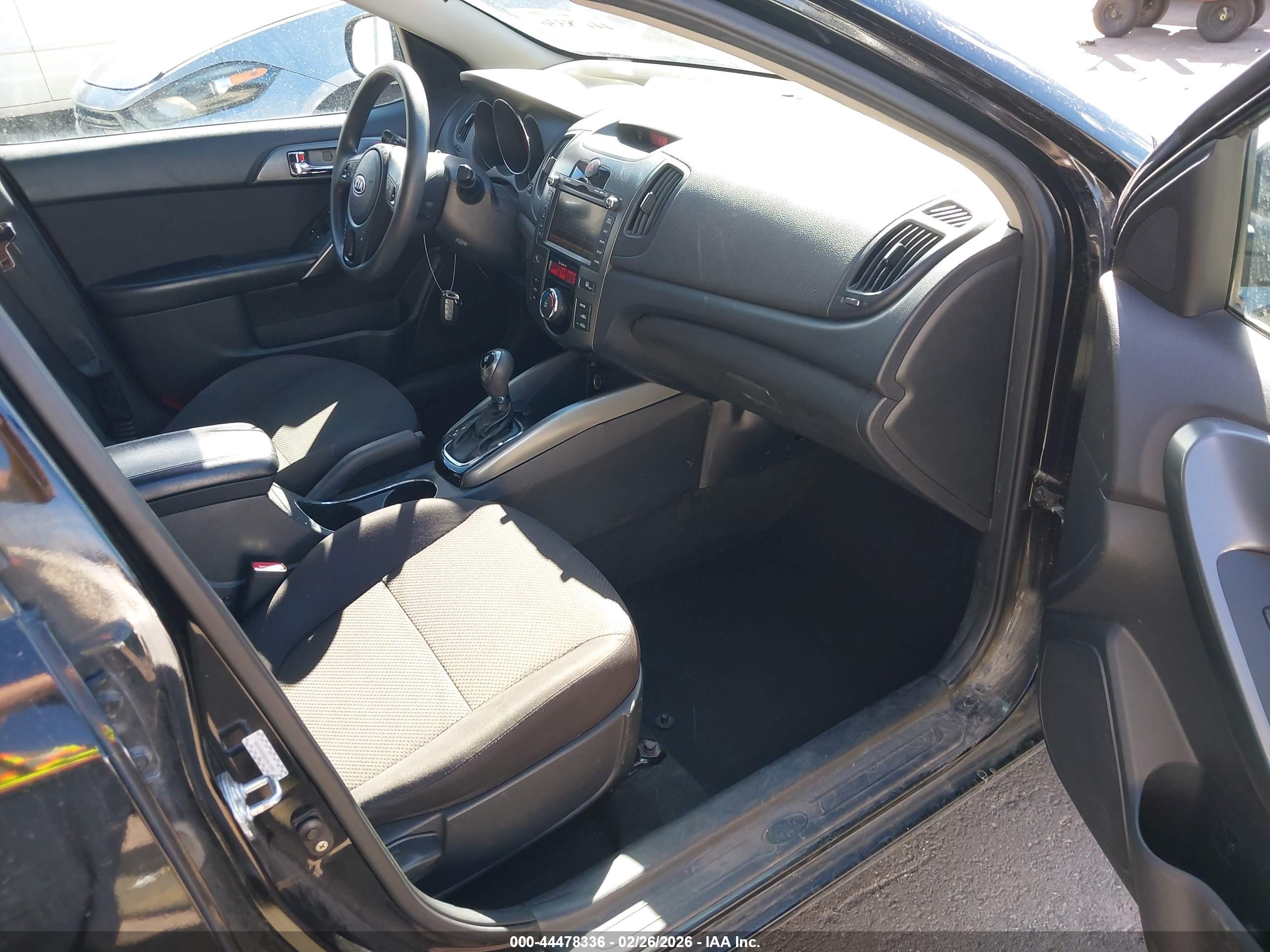 KIA FORTE image 5