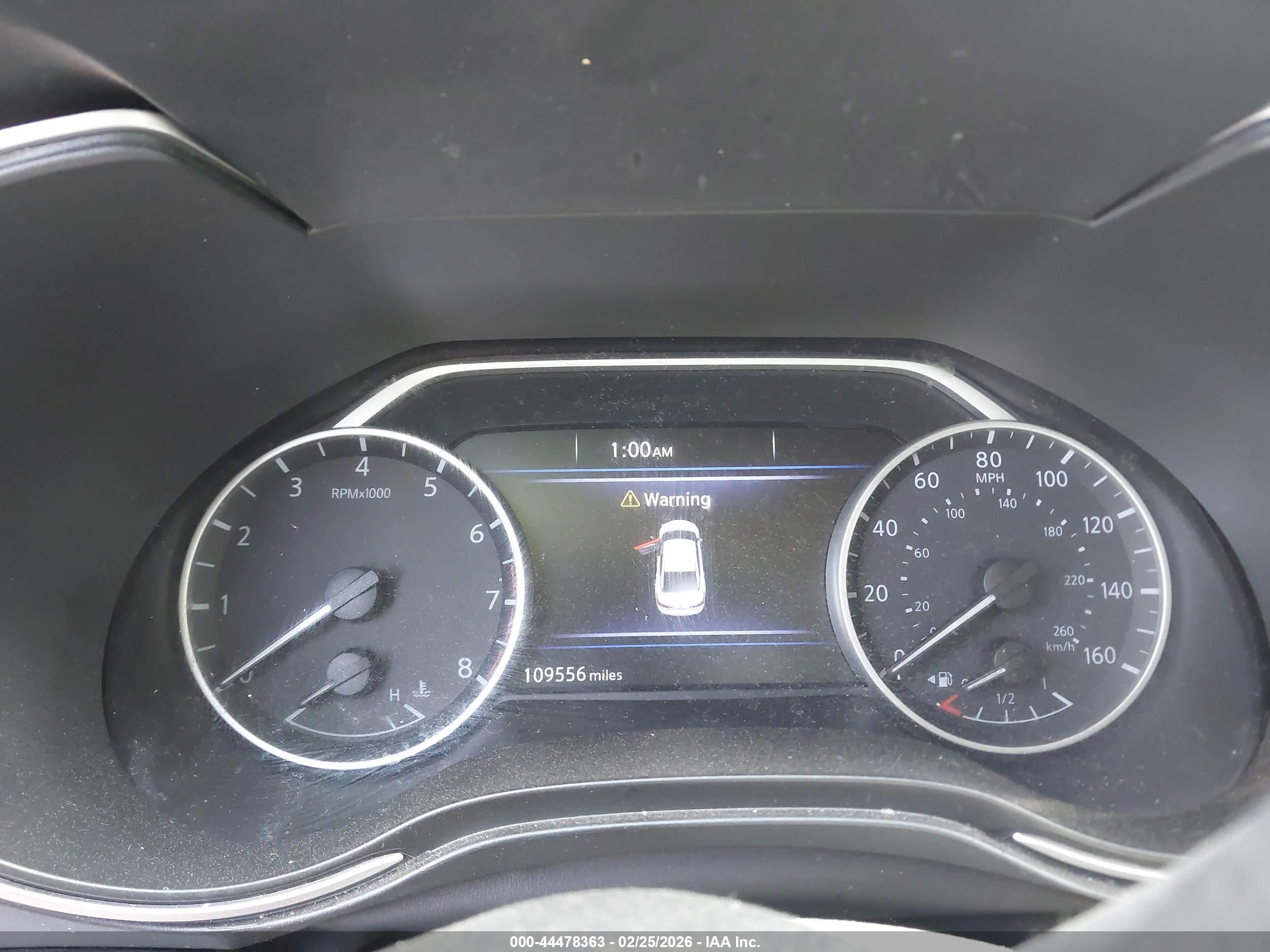 NISSAN MAXIMA image 7