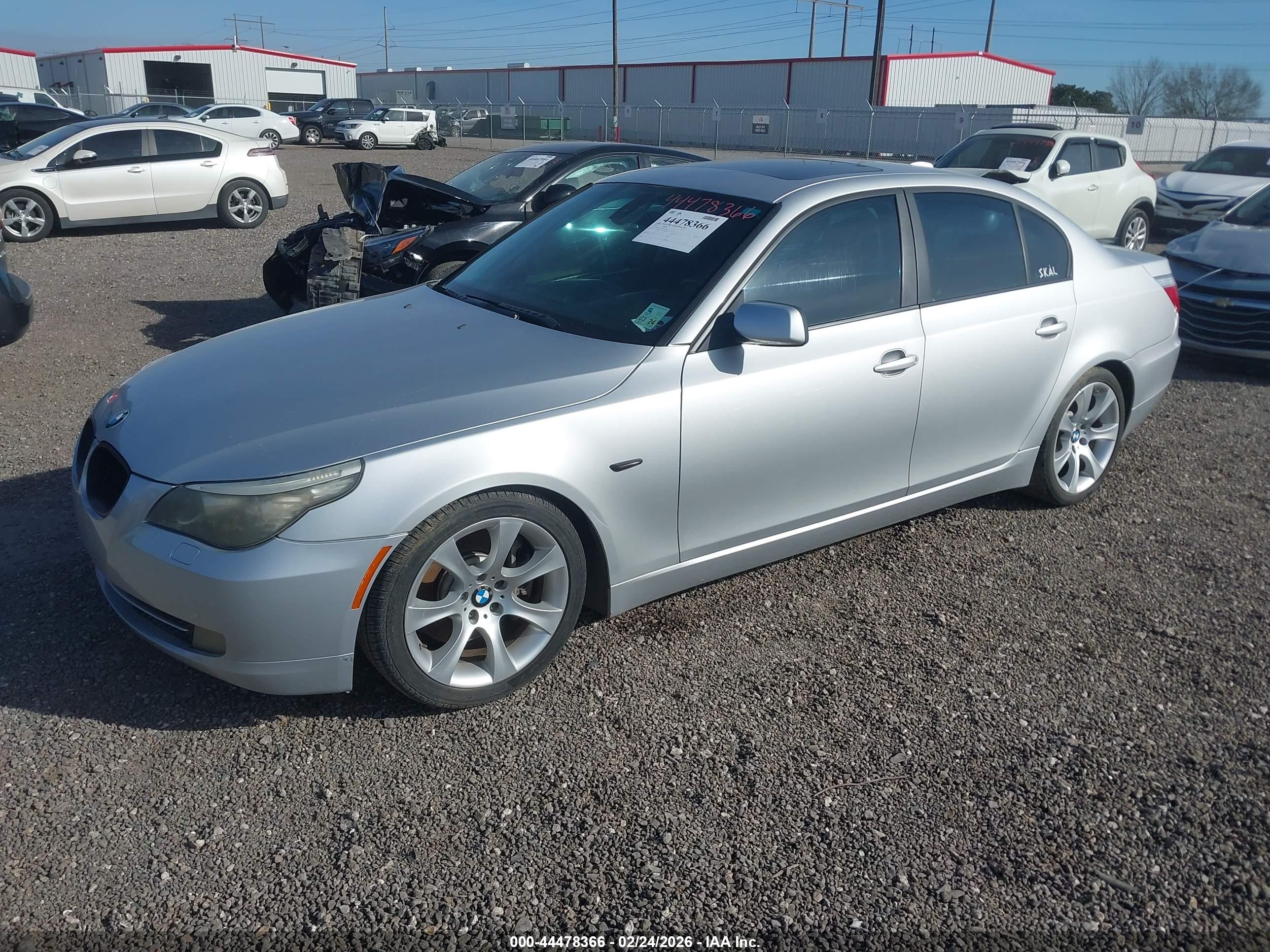 BMW 535I image 2