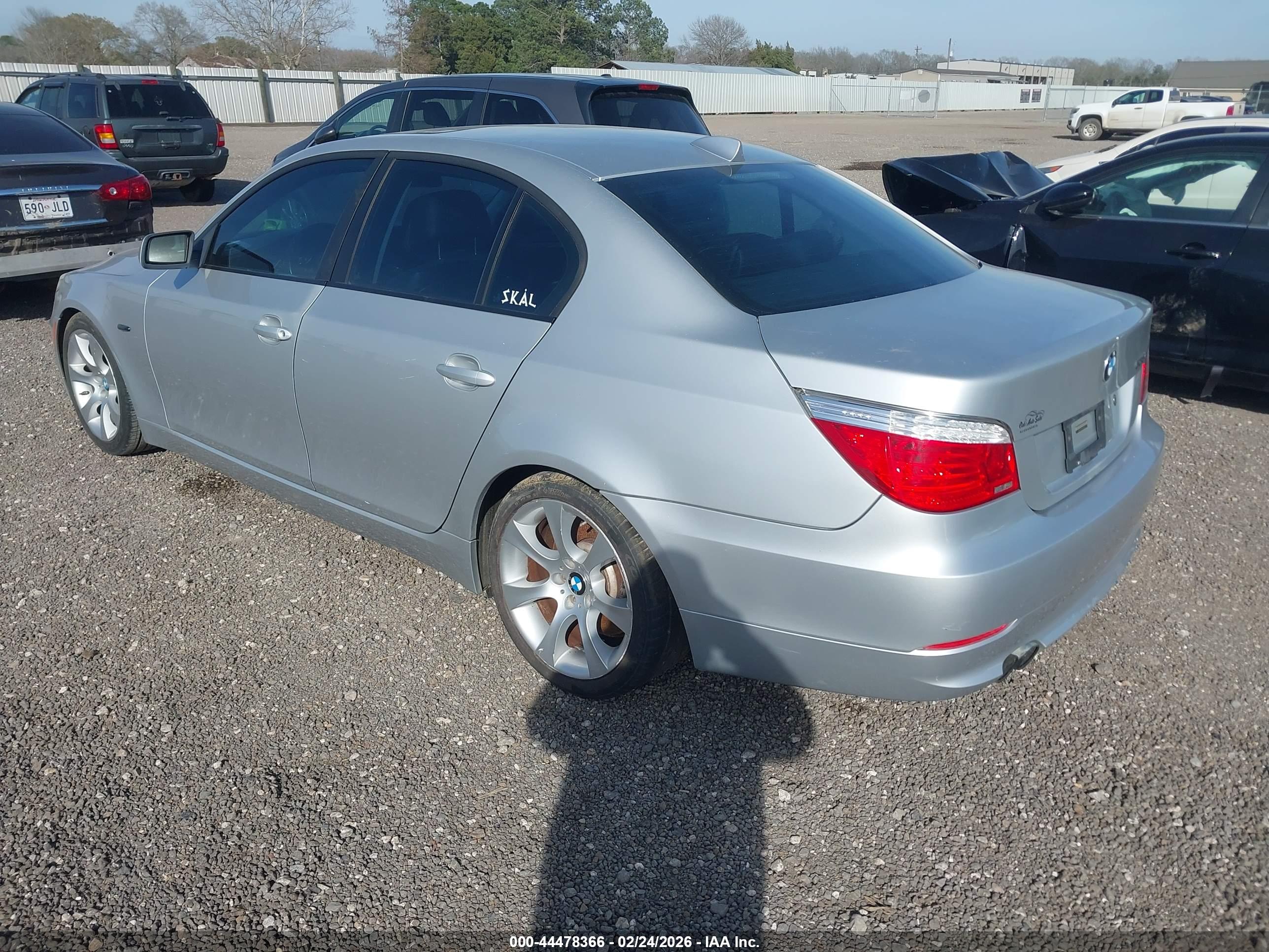 BMW 535I image 3