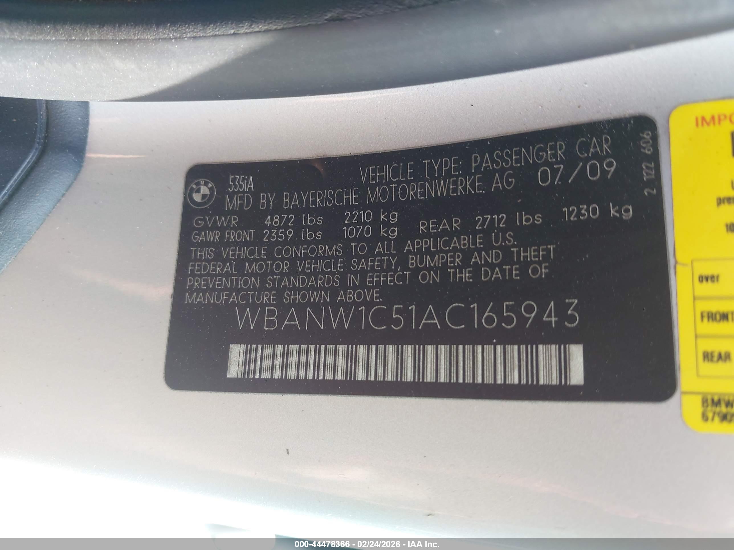 BMW 535I image 9