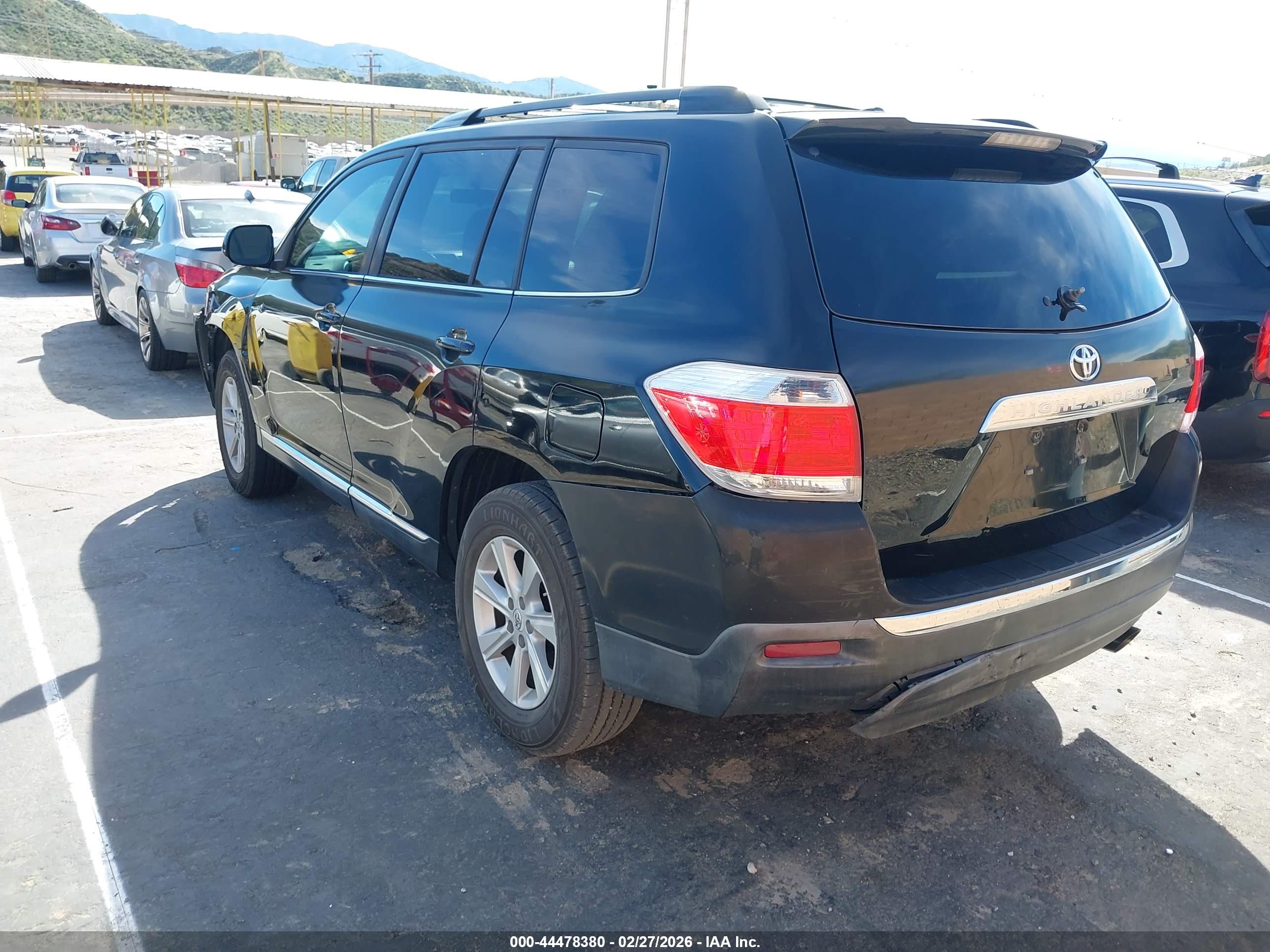 TOYOTA HIGHLANDER image 3