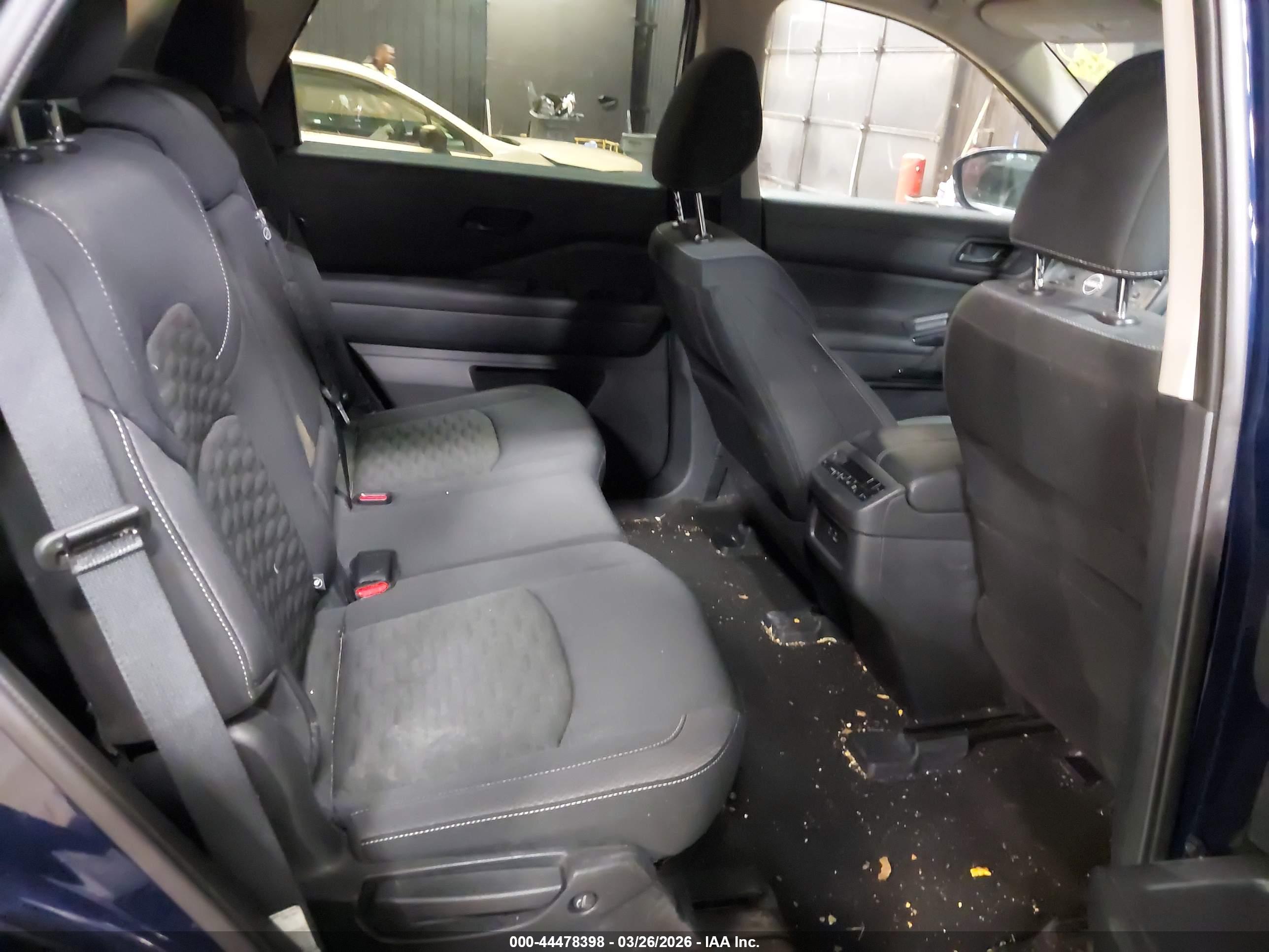 NISSAN PATHFINDER image 8