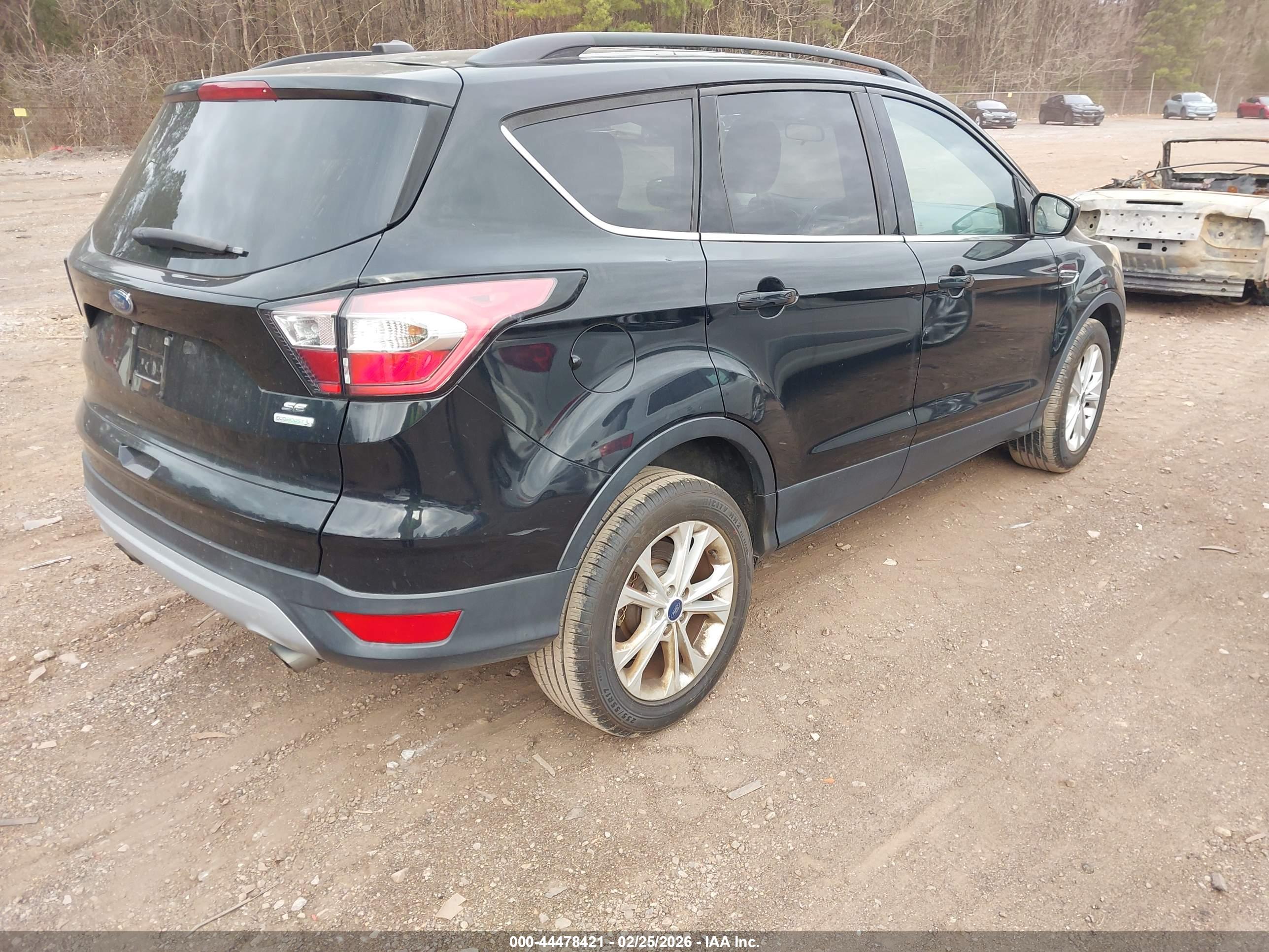 FORD ESCAPE image 4