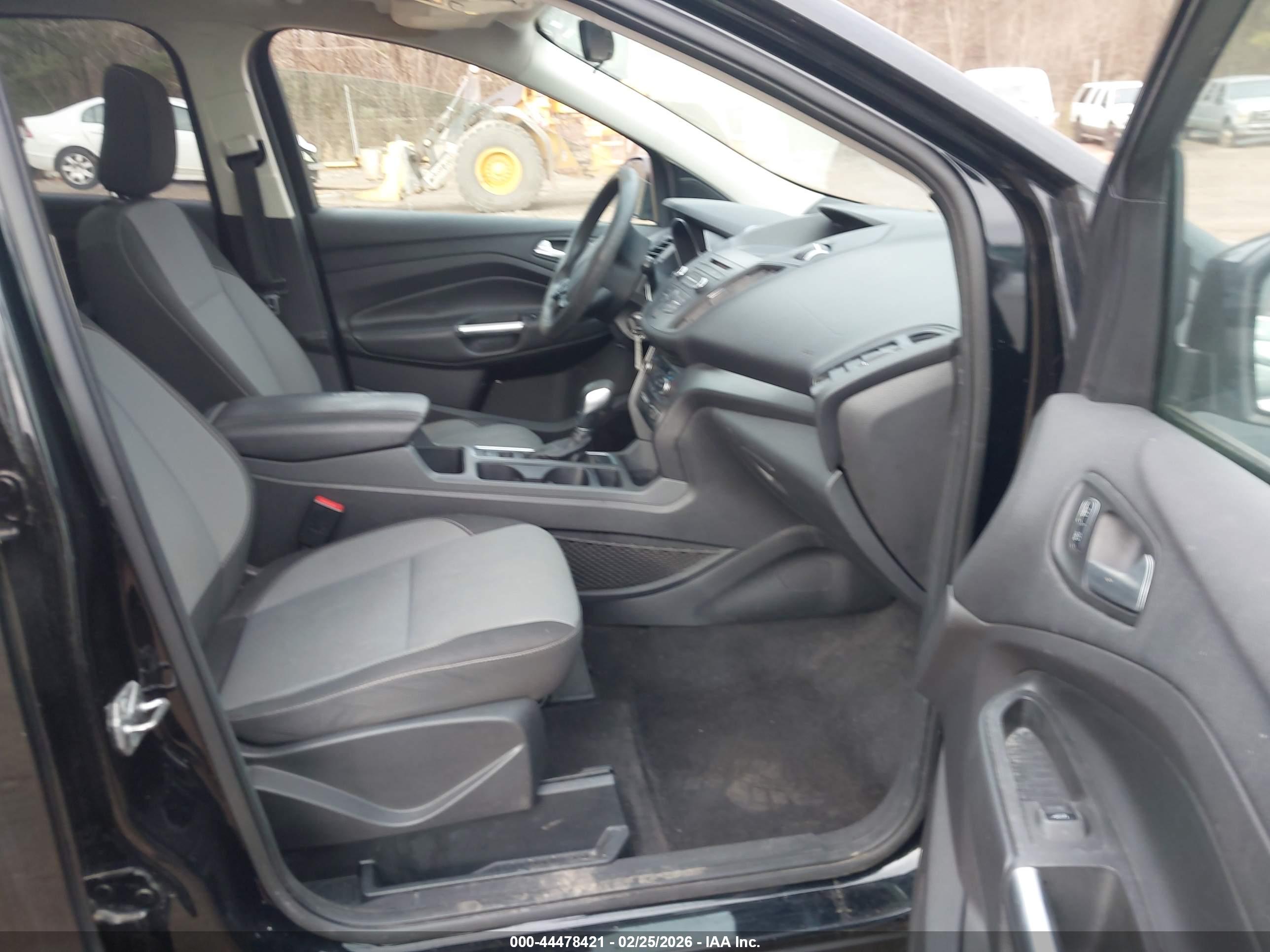 FORD ESCAPE image 5