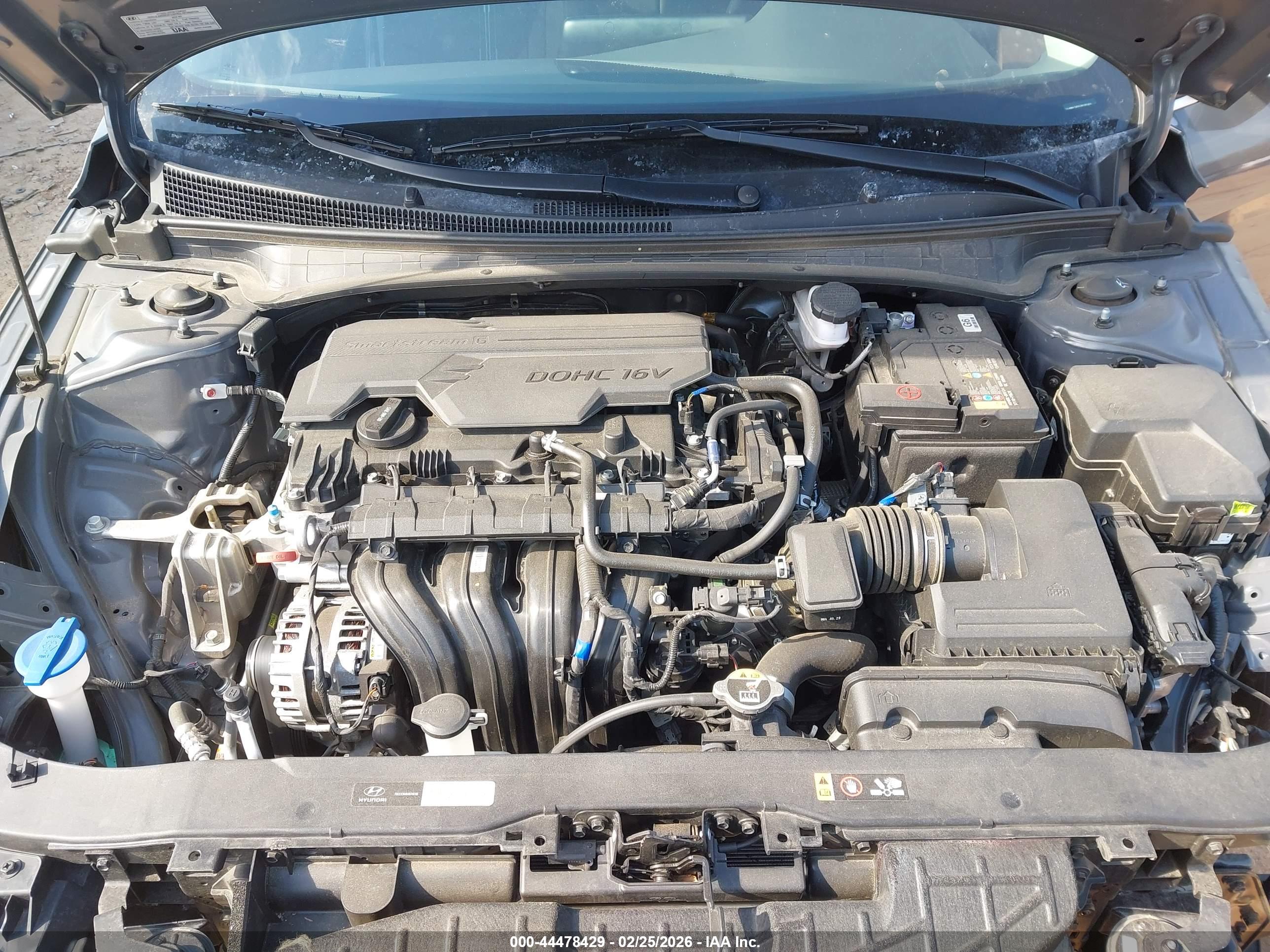 HYUNDAI ELANTRA image 10
