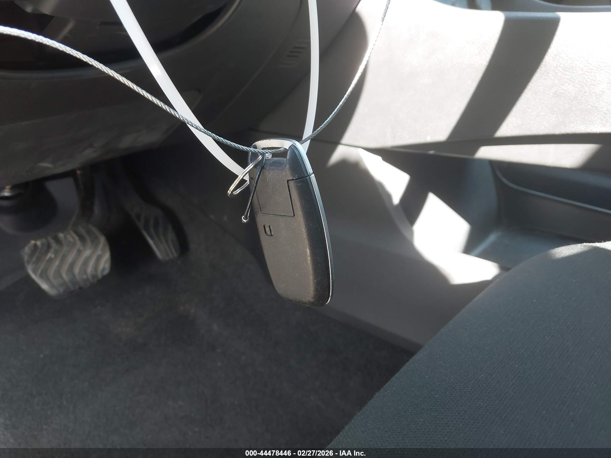 NISSAN ROGUE image 11