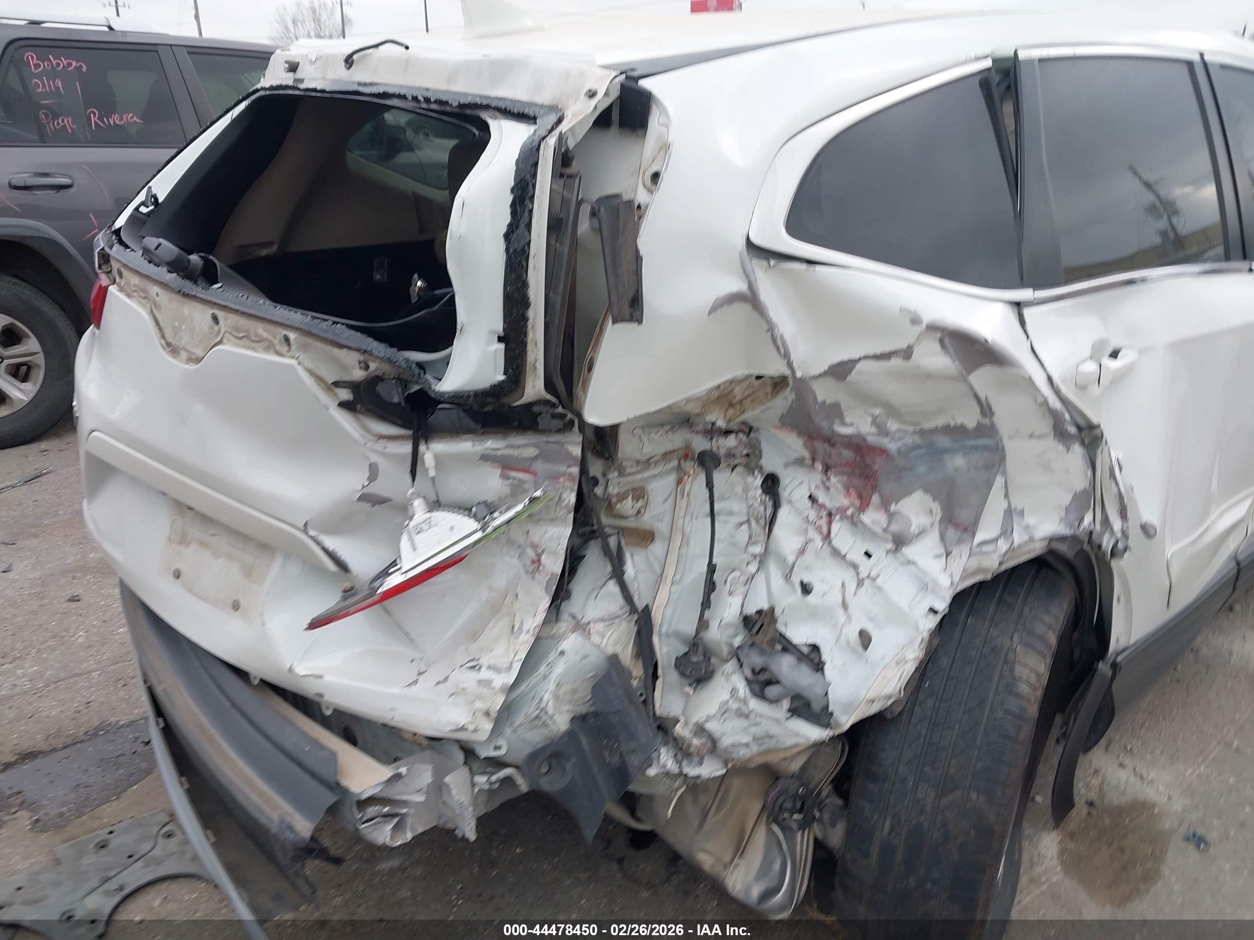 HONDA CR-V image 6
