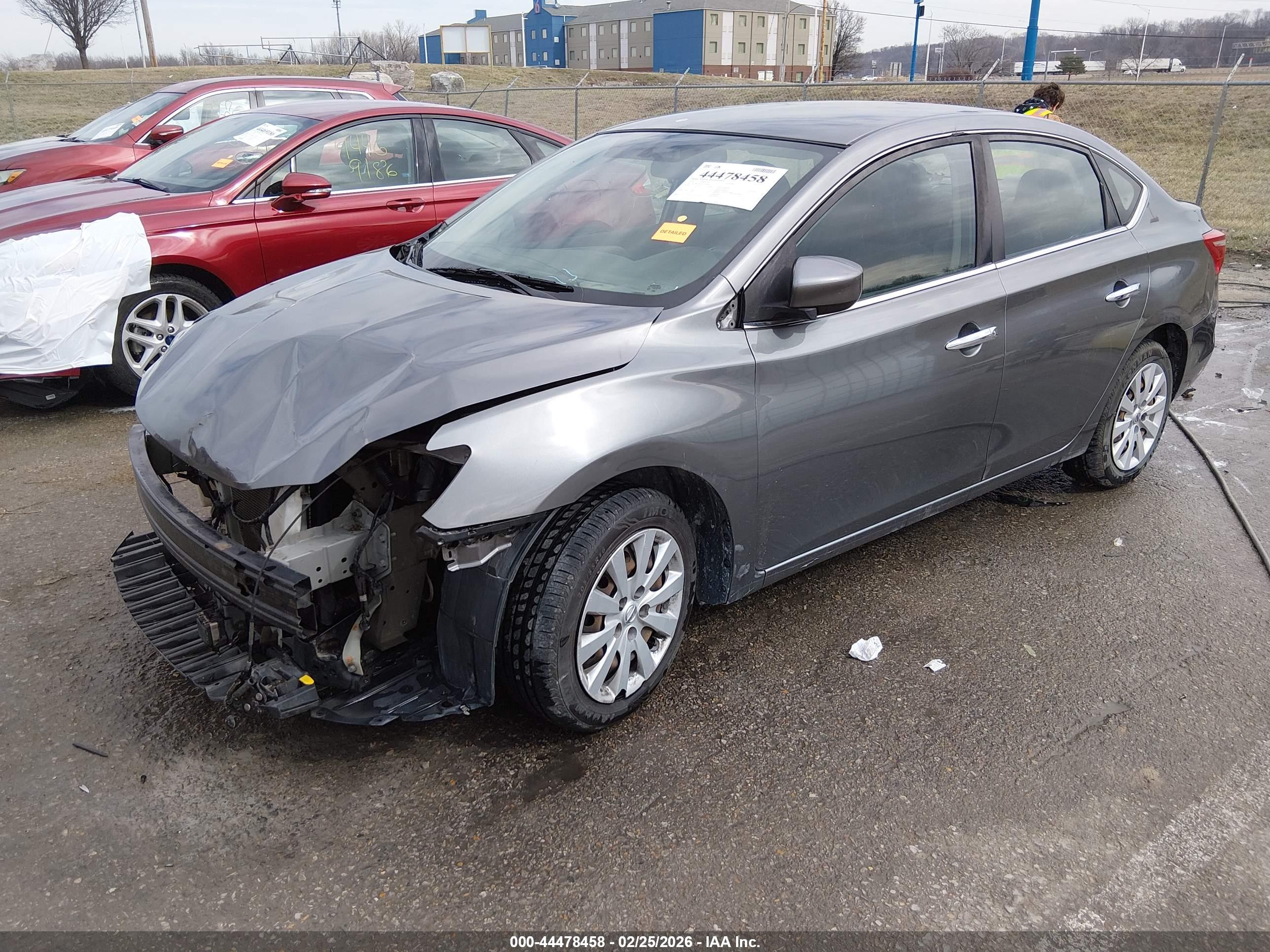 NISSAN SENTRA image 2