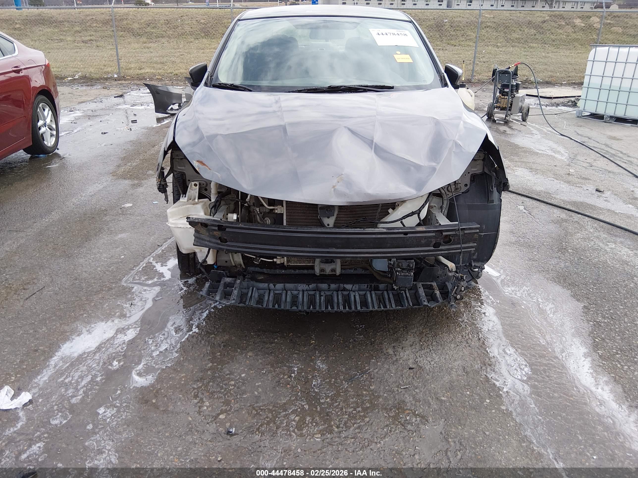 NISSAN SENTRA image 6