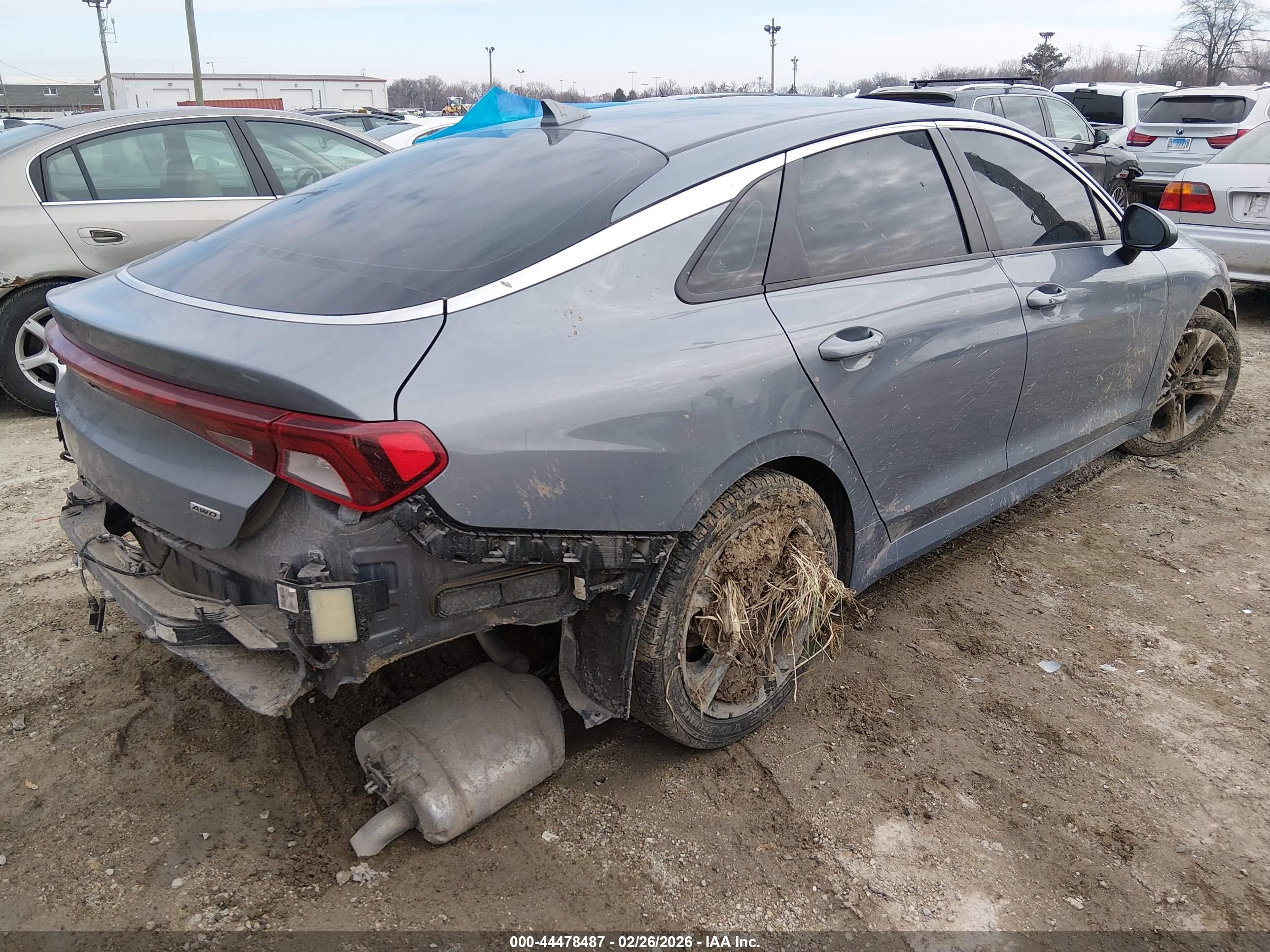 KIA K5 image 4