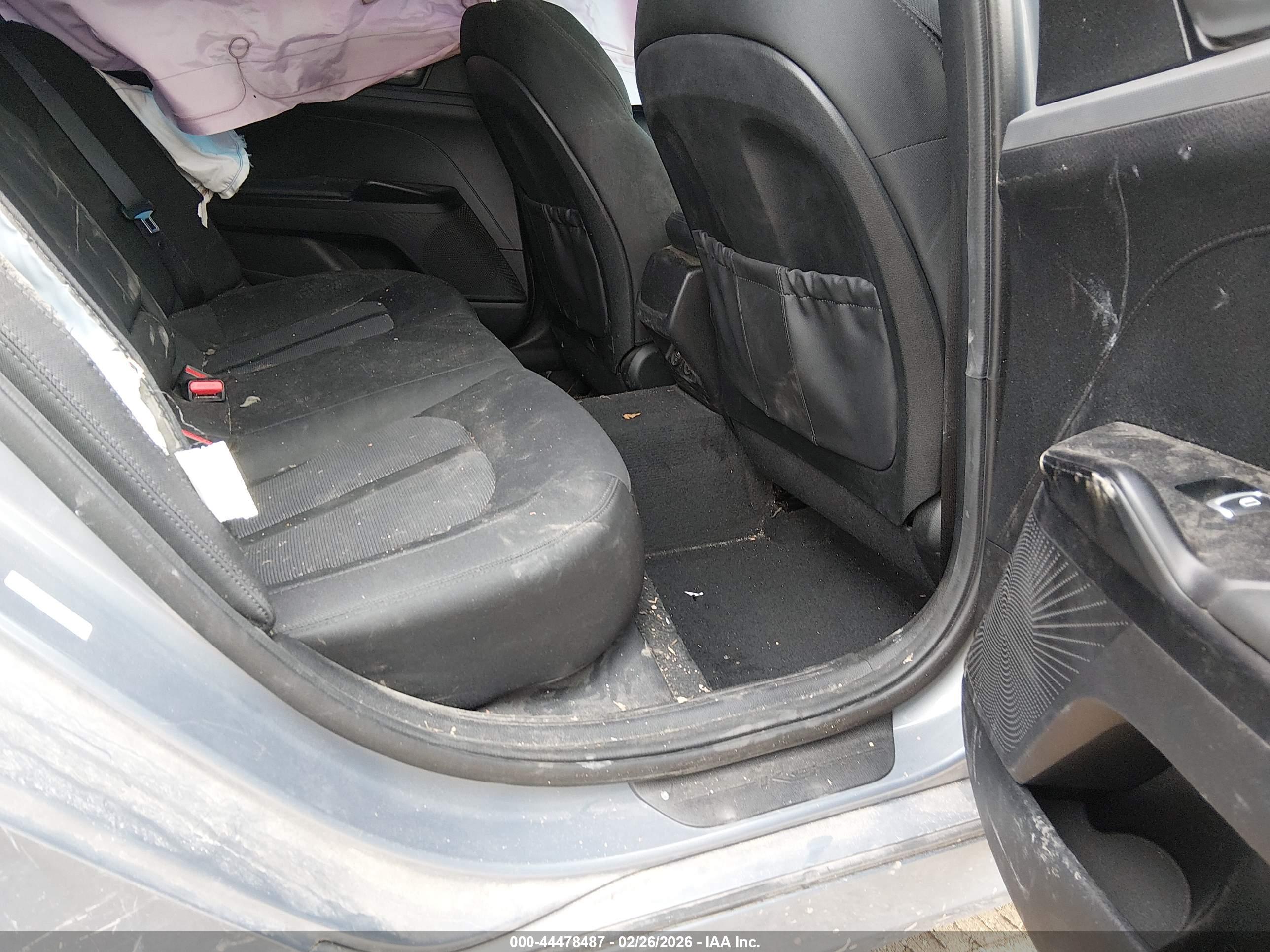 KIA K5 image 8