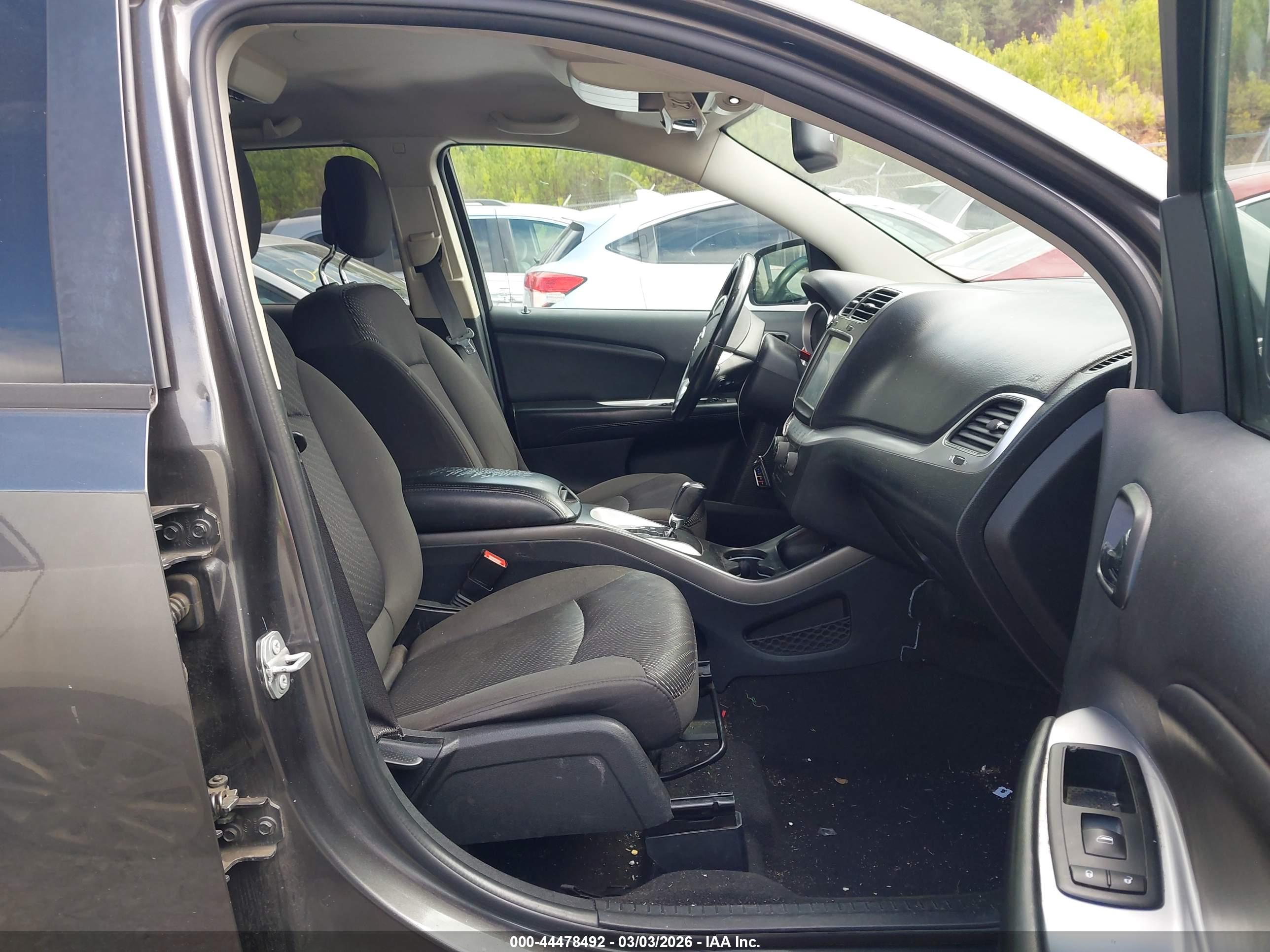 DODGE JOURNEY image 5