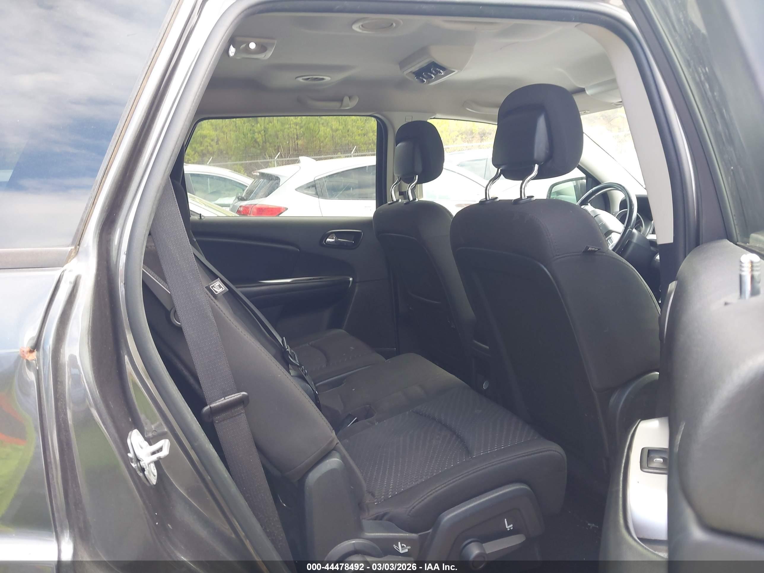 DODGE JOURNEY image 8