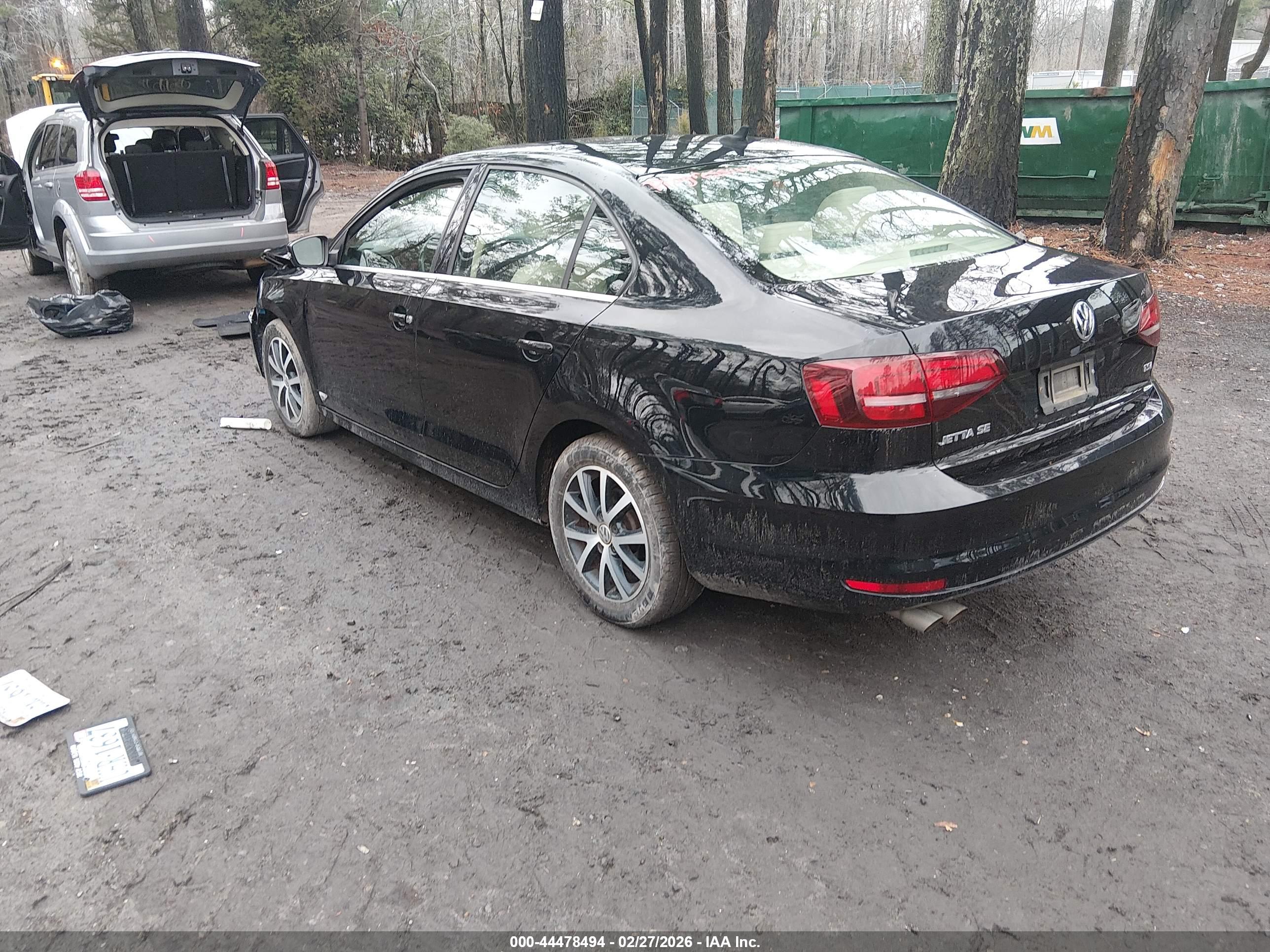 VOLKSWAGEN JETTA image 3