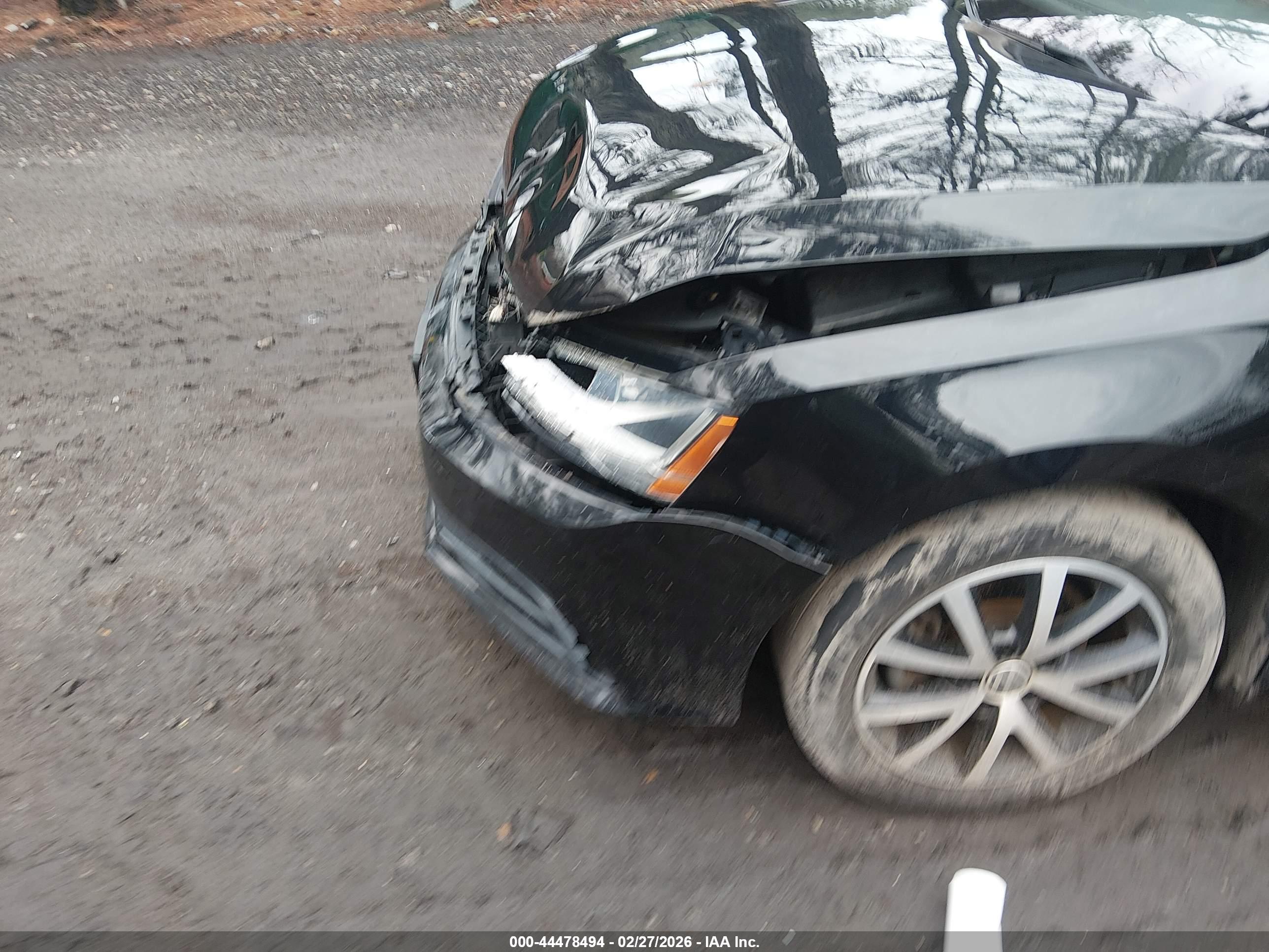 VOLKSWAGEN JETTA image 6